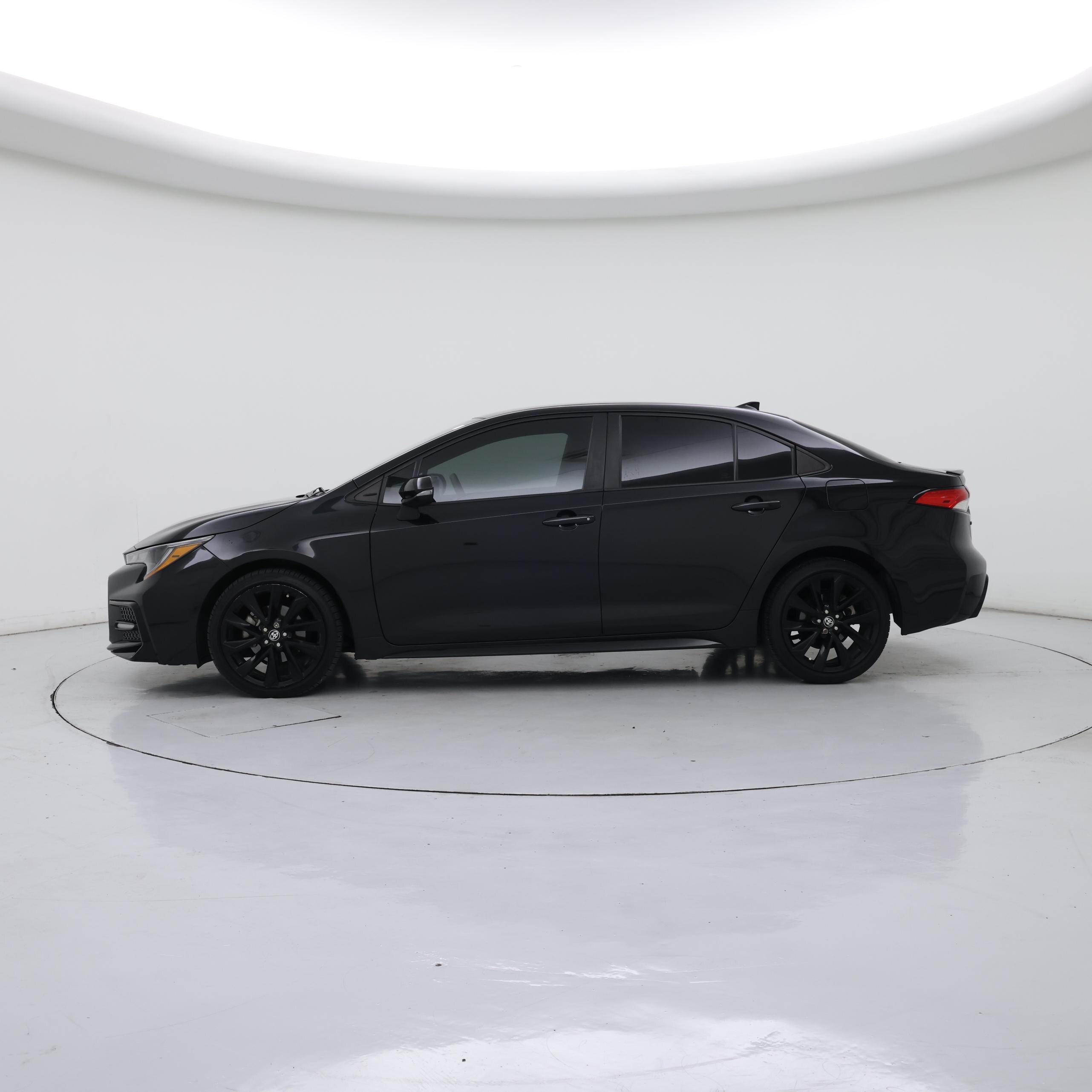 Thumbnail: 2022 Toyota Corolla - 3