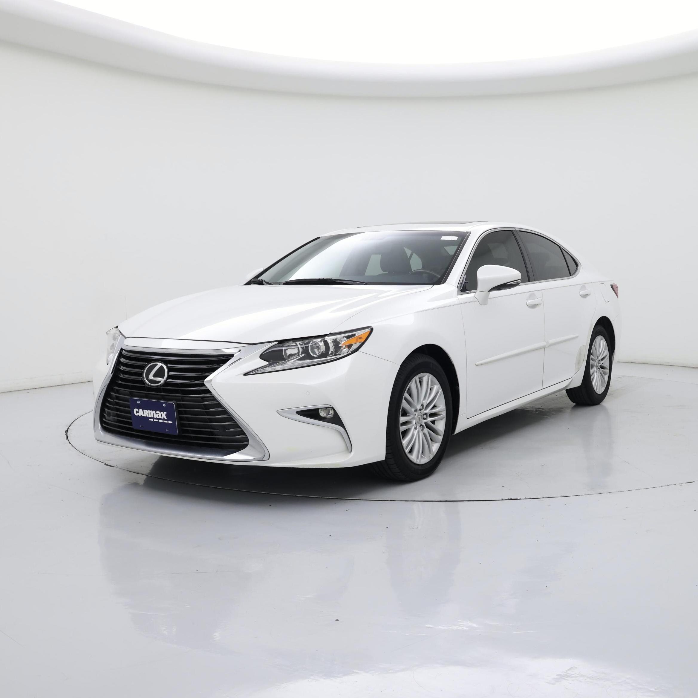 Thumbnail: 2016 Lexus ES - 4