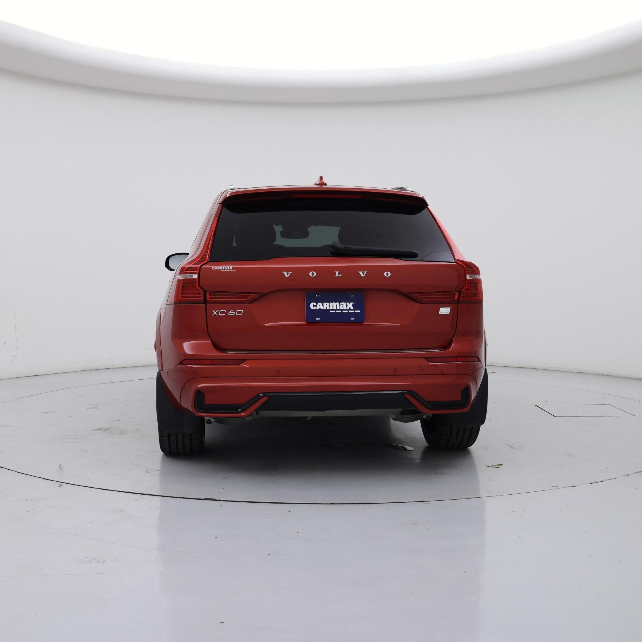 Thumbnail: 2022 Volvo XC60 - 6