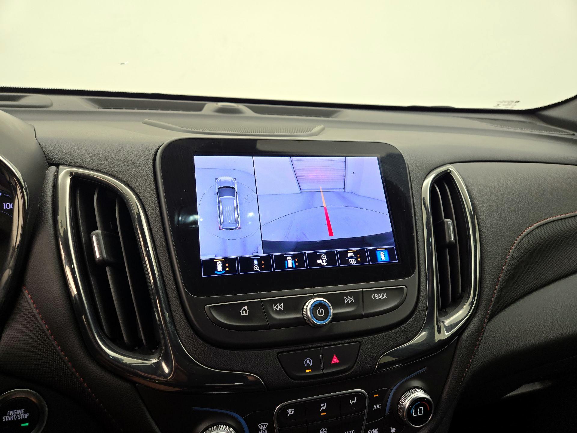Thumbnail: 2022 Chevrolet Equinox - 14