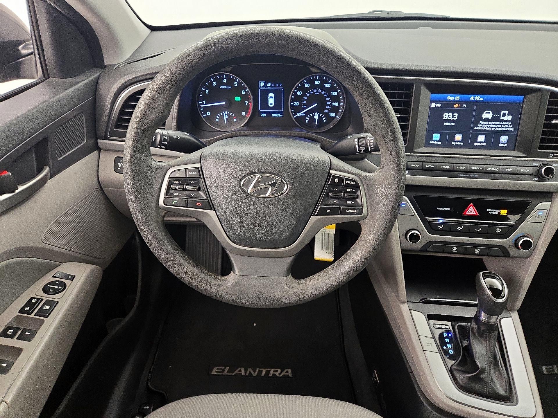 Thumbnail: 2018 Hyundai Elantra - 10