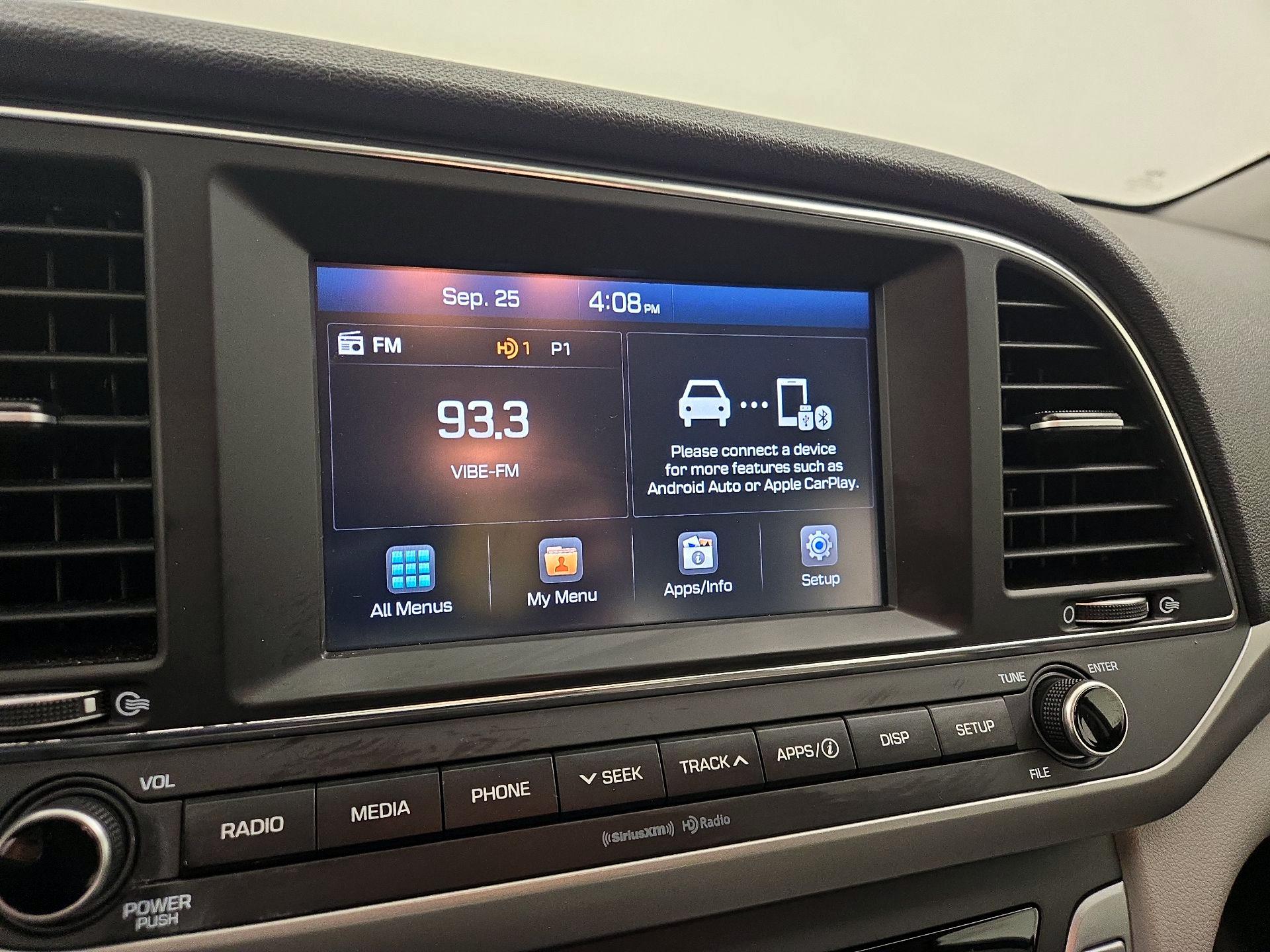 Thumbnail: 2018 Hyundai Elantra - 15