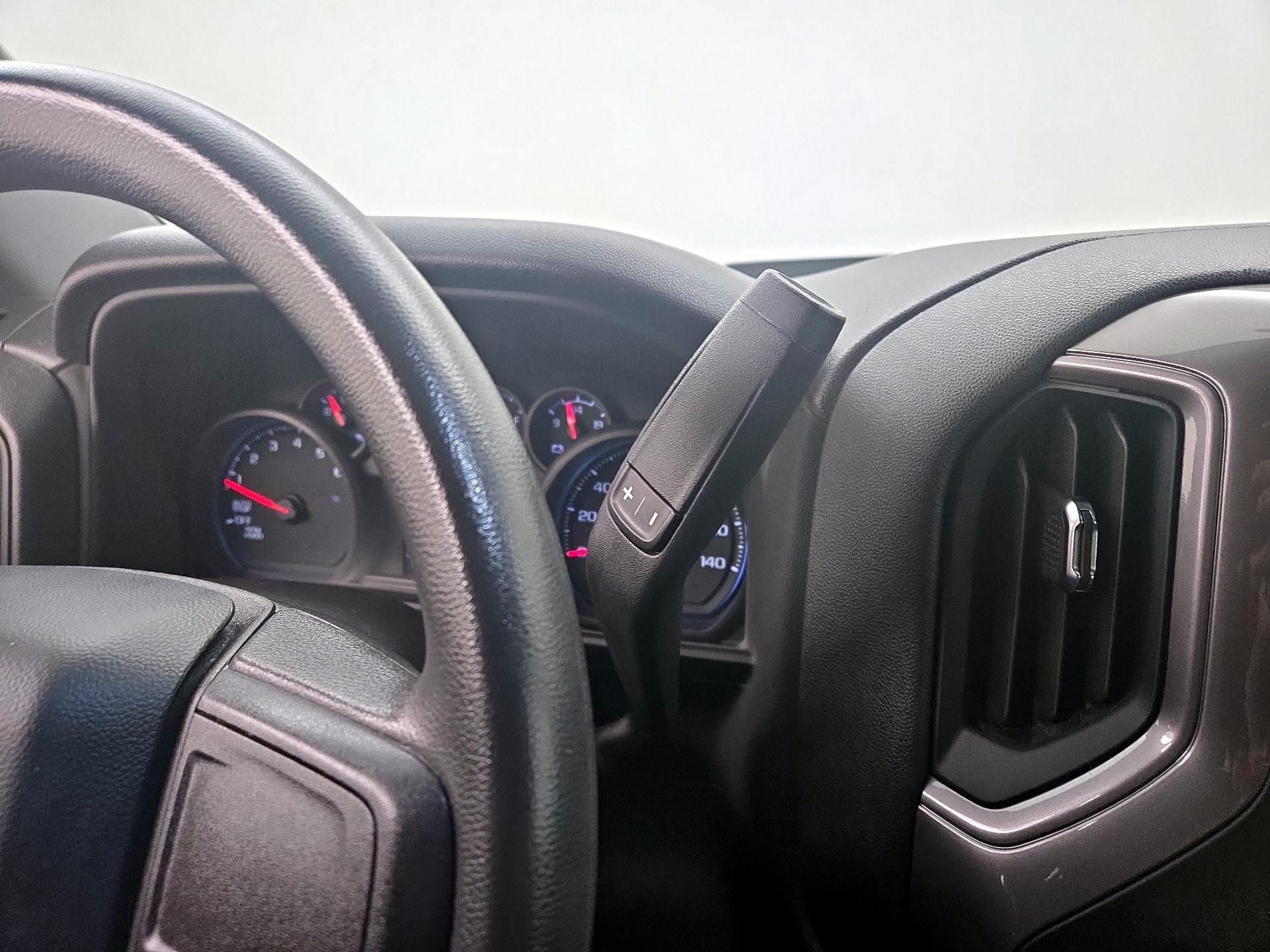Thumbnail: 2023 Chevrolet Silverado 1500 - 17