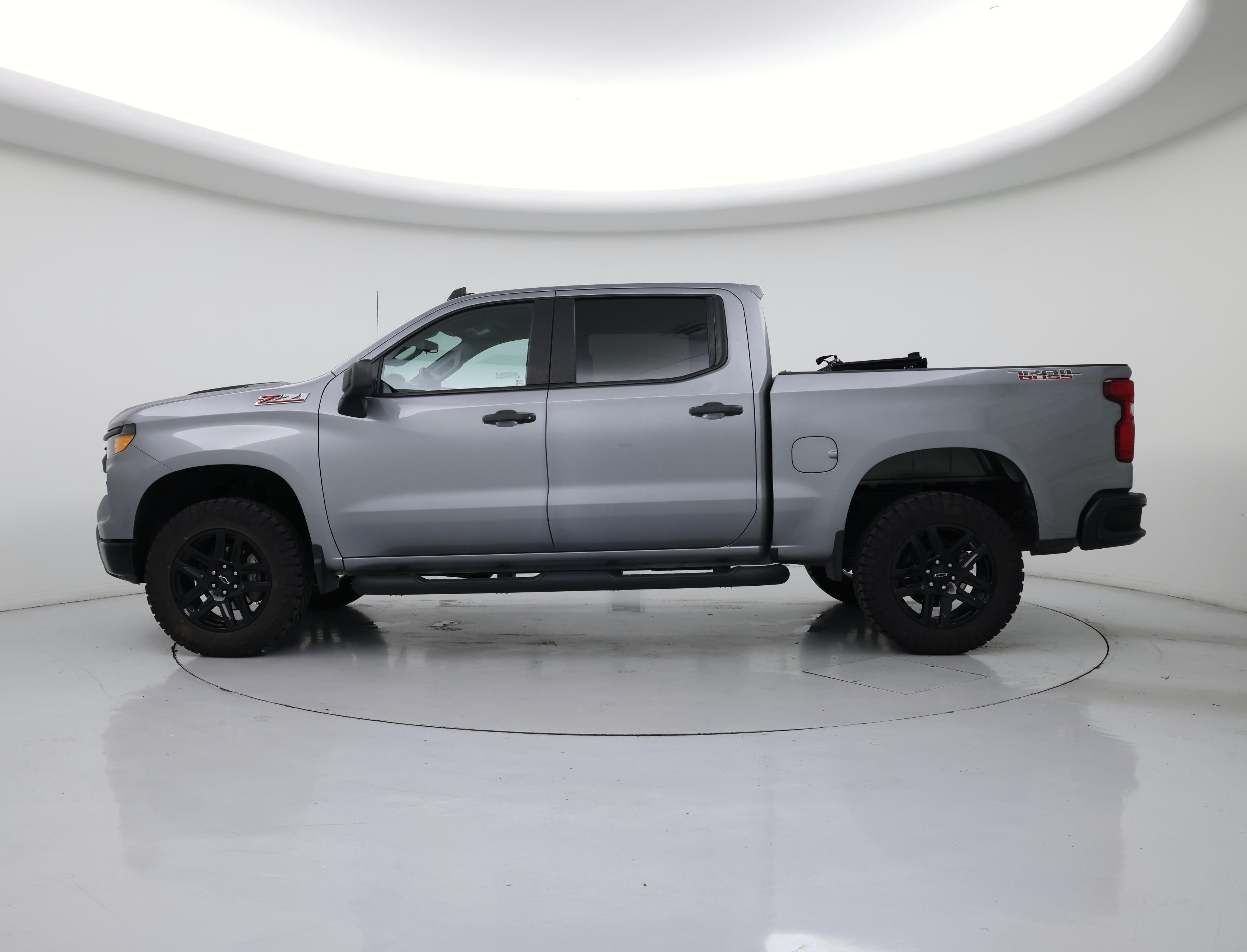 Thumbnail: 2023 Chevrolet Silverado 1500 - 3