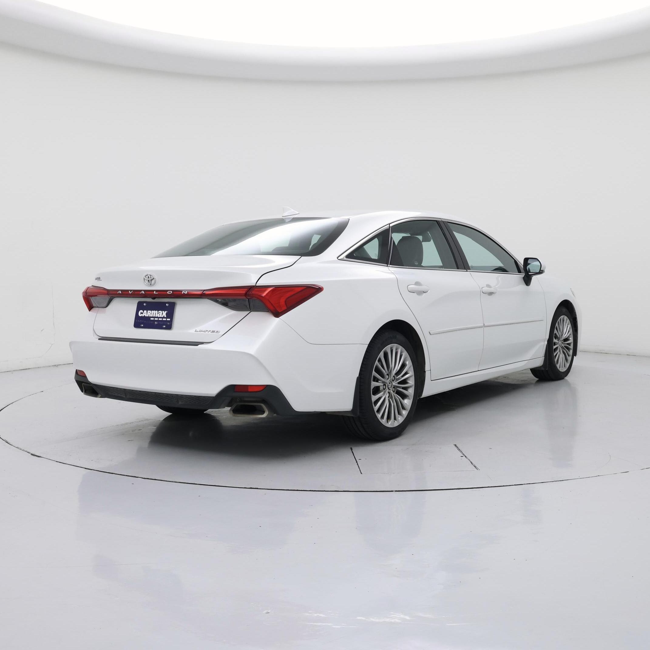 Thumbnail: 2022 Toyota Avalon - 8