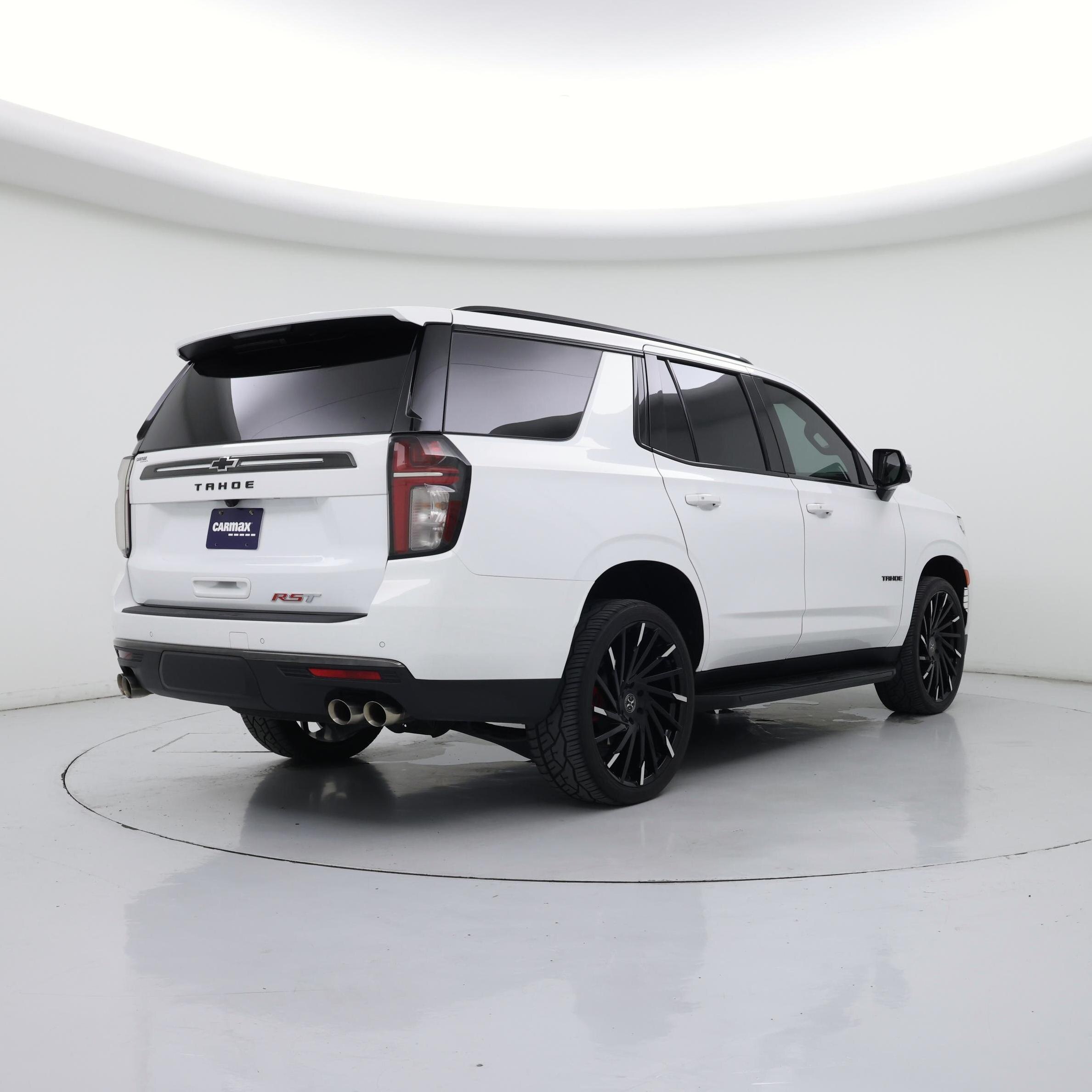 Thumbnail: 2022 Chevrolet Tahoe - 8