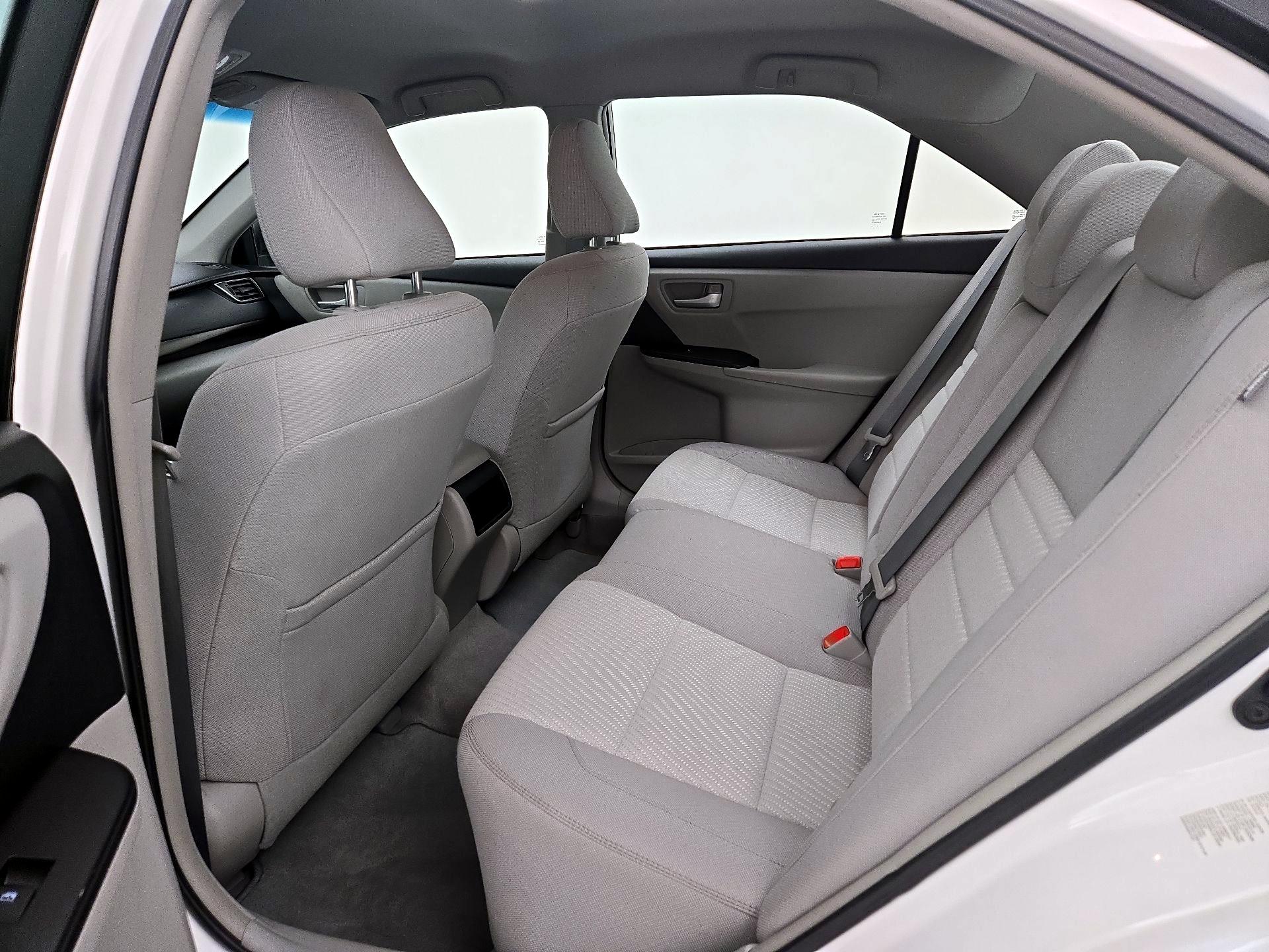 Thumbnail: 2015 Toyota Camry - 19
