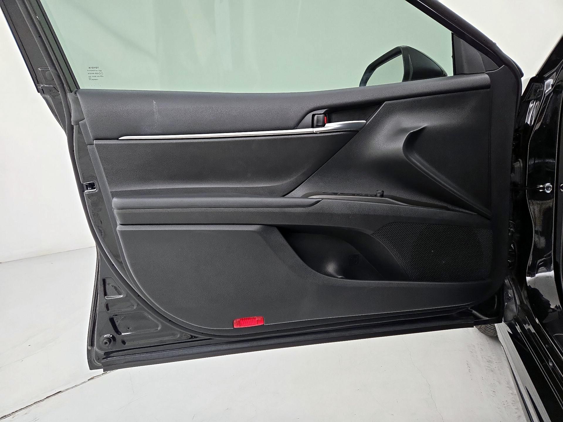 Thumbnail: 2024 Toyota Camry - 12