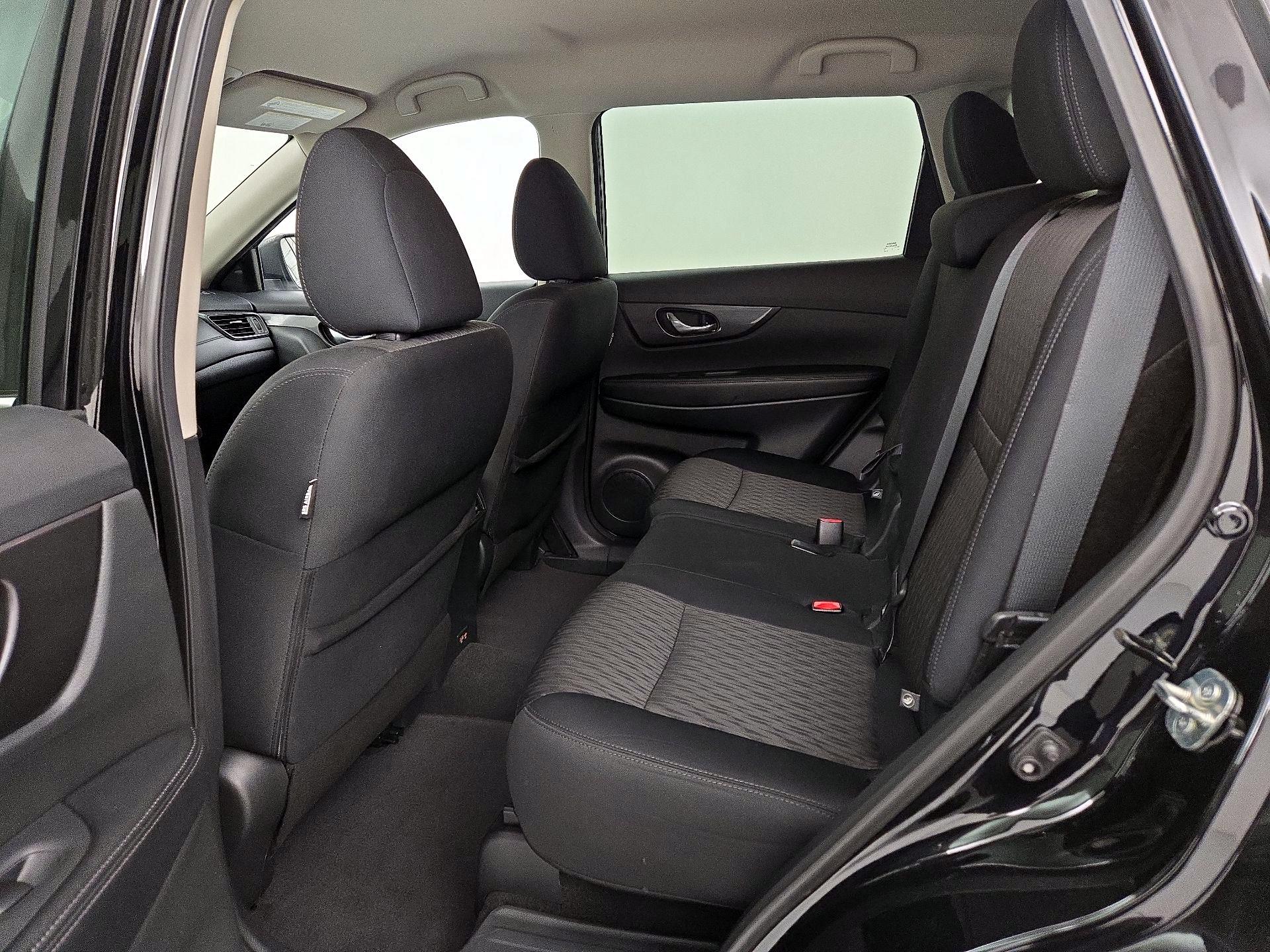 Thumbnail: 2020 Nissan Rogue - 19