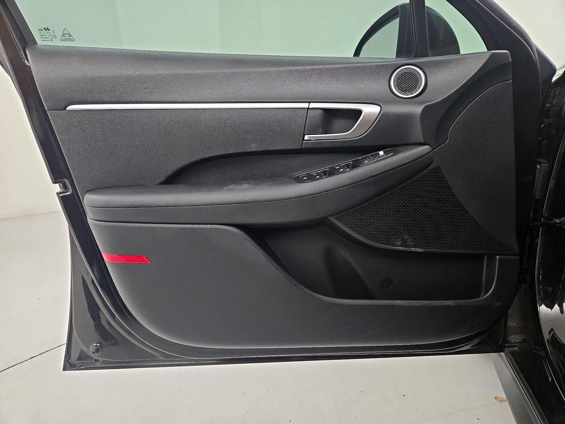 Thumbnail: 2020 Hyundai Sonata - 12