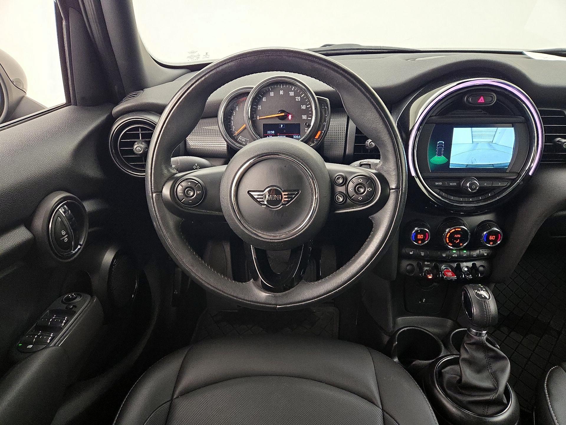 Thumbnail: 2019 MINI Cooper Hardtop - 10