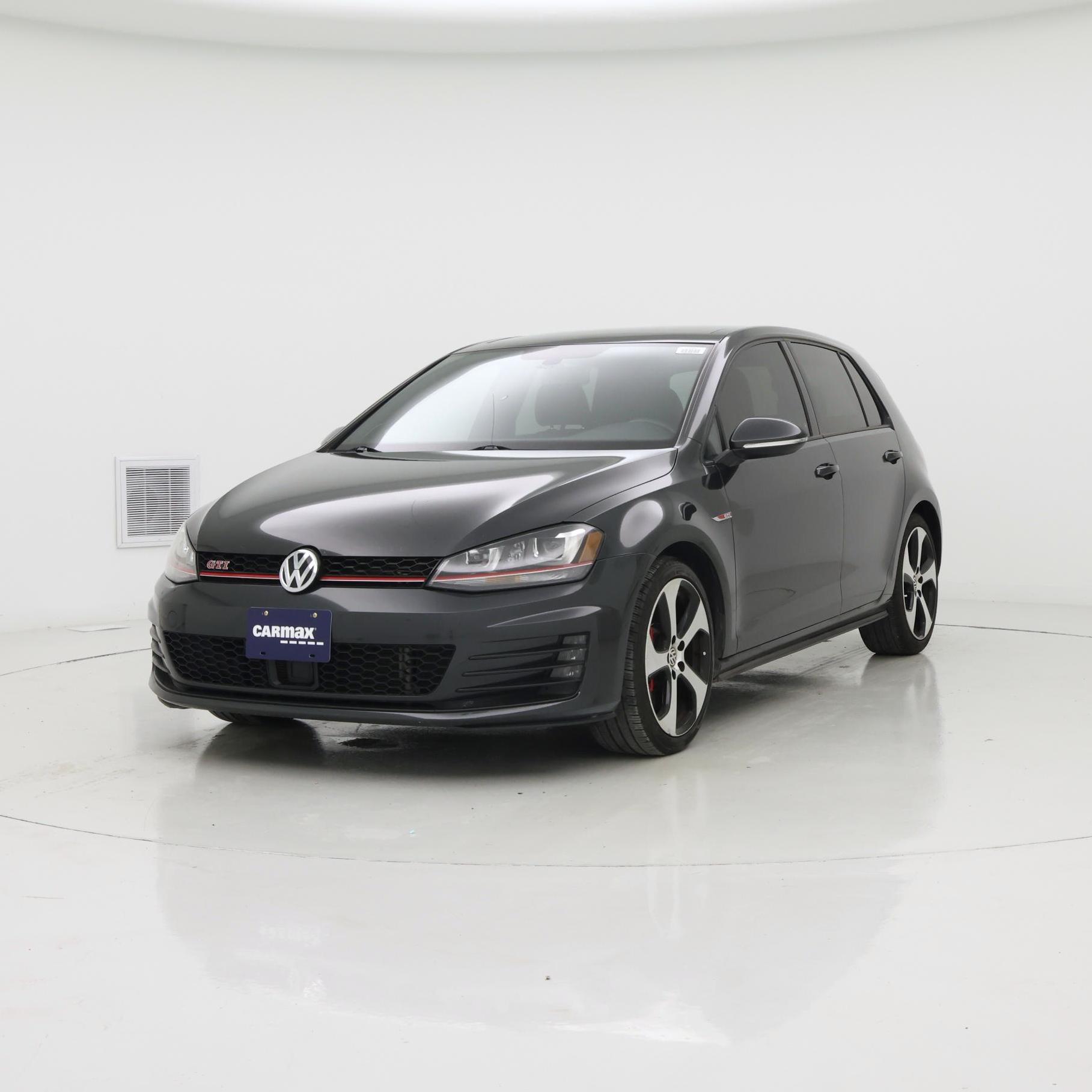 Thumbnail: 2017 Volkswagen Golf - 4