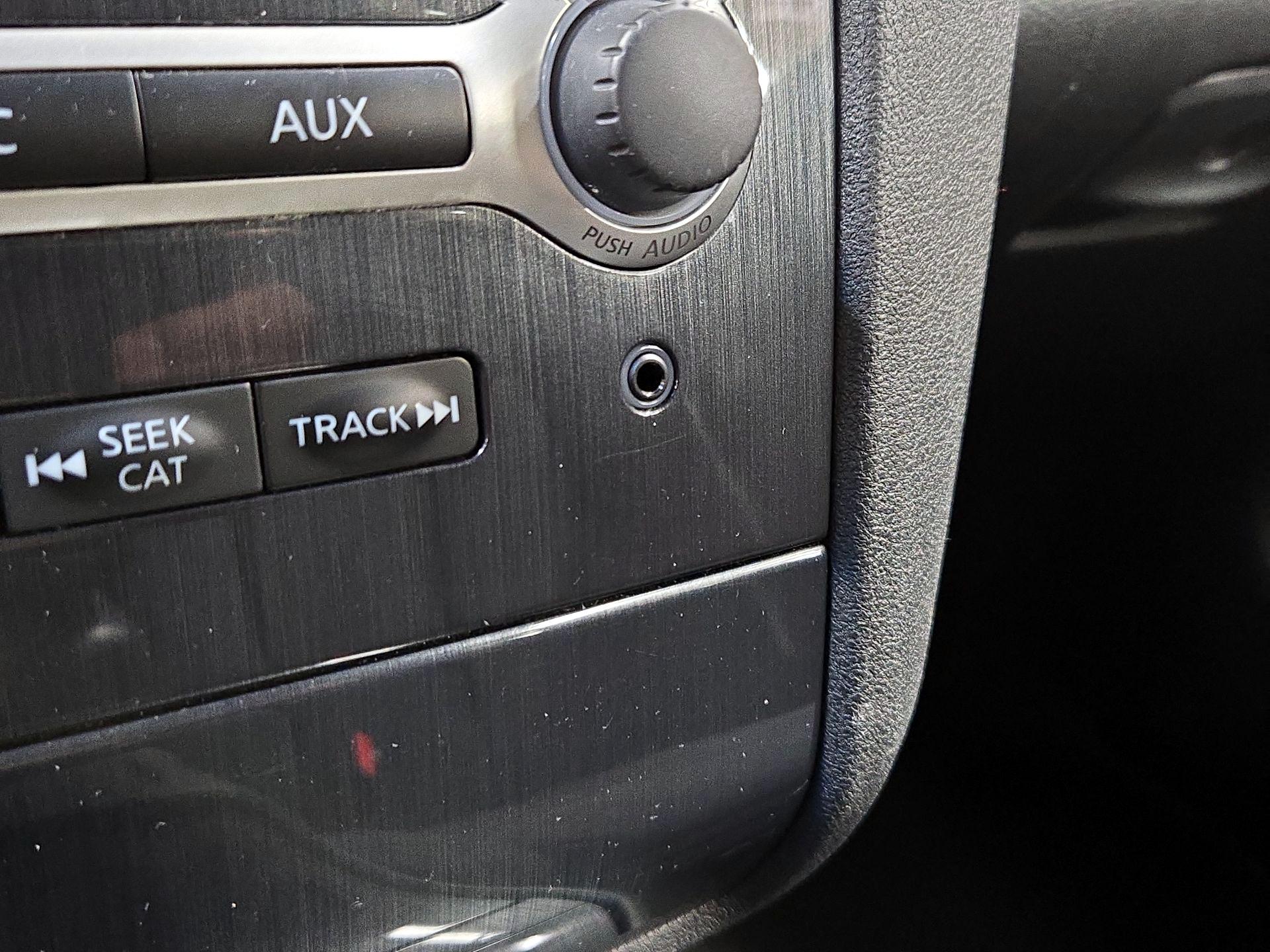 Thumbnail: 2014 Nissan Maxima - 17