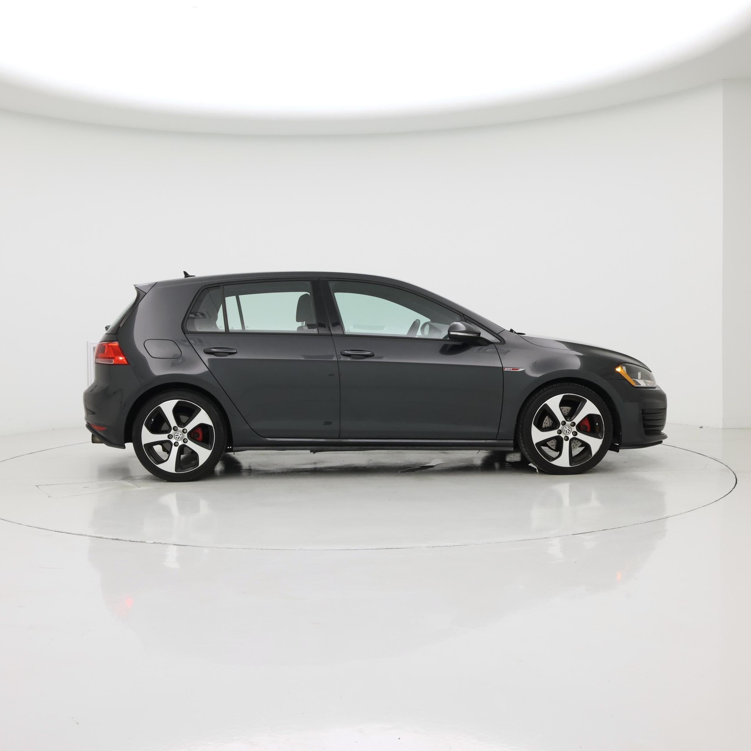 Thumbnail: 2017 Volkswagen Golf - 7
