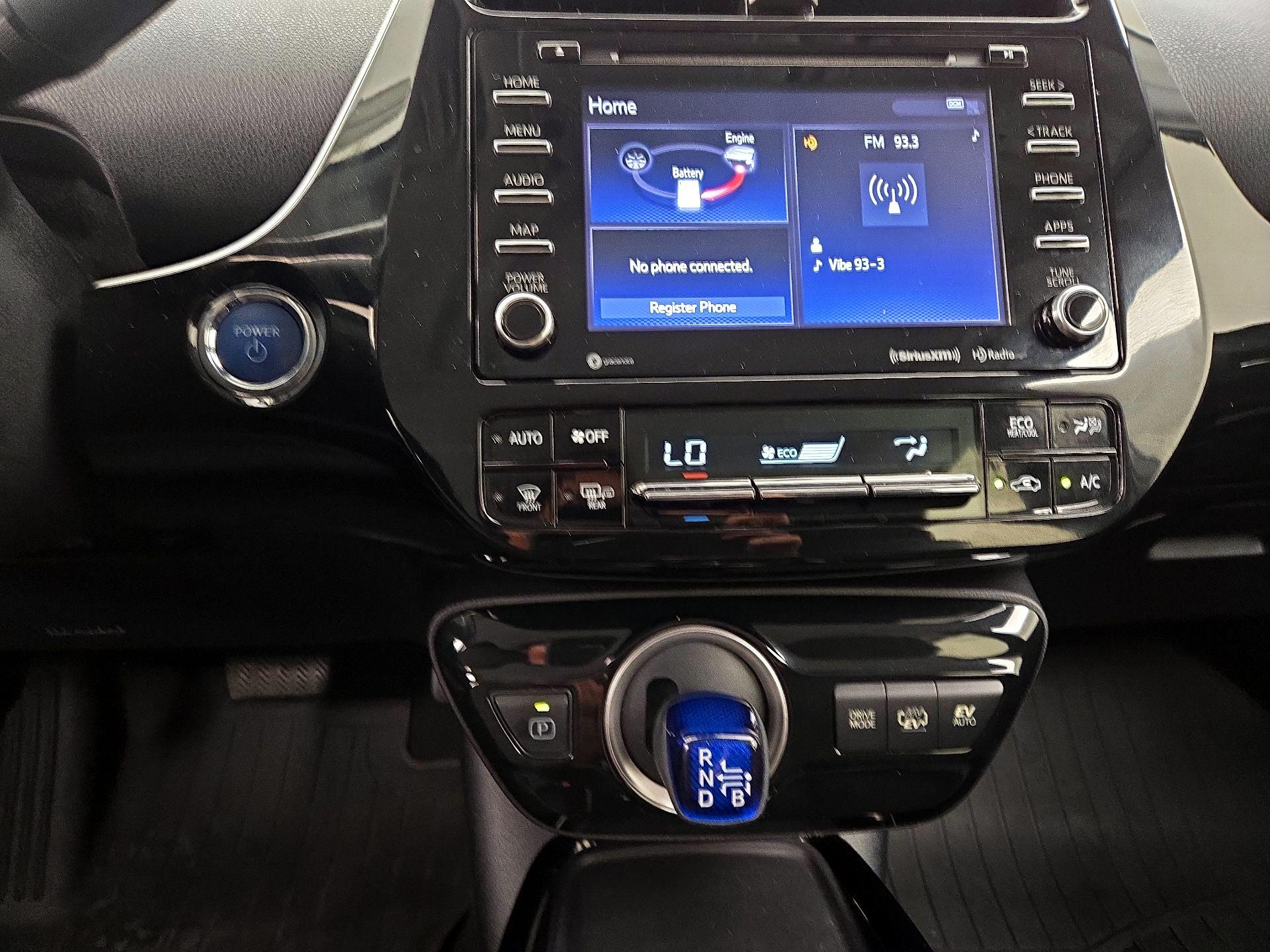 Thumbnail: 2020 Toyota Prius Prime - 16