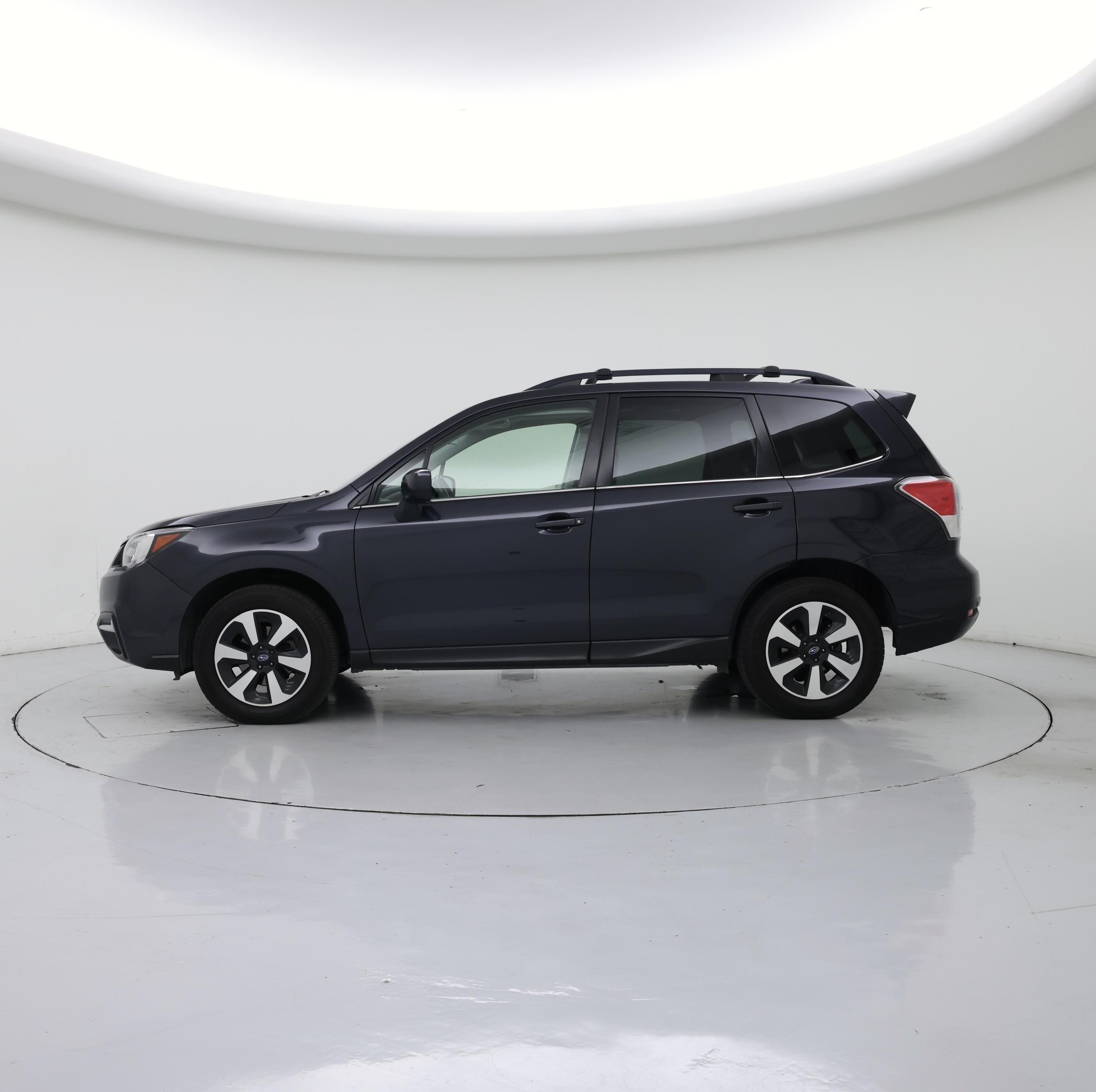 Thumbnail: 2018 Subaru Forester - 3