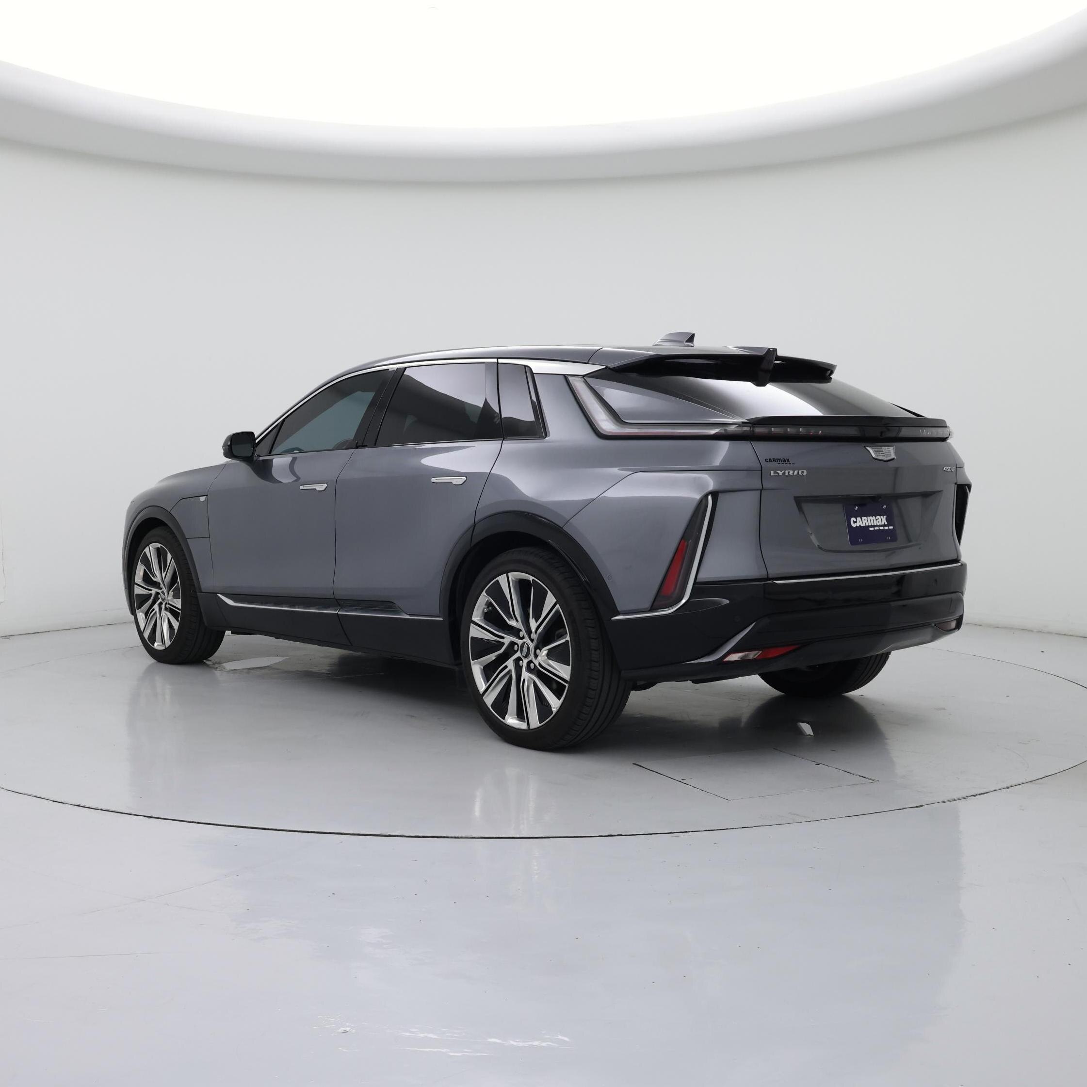 Thumbnail: 2023 Cadillac Lyriq - 2