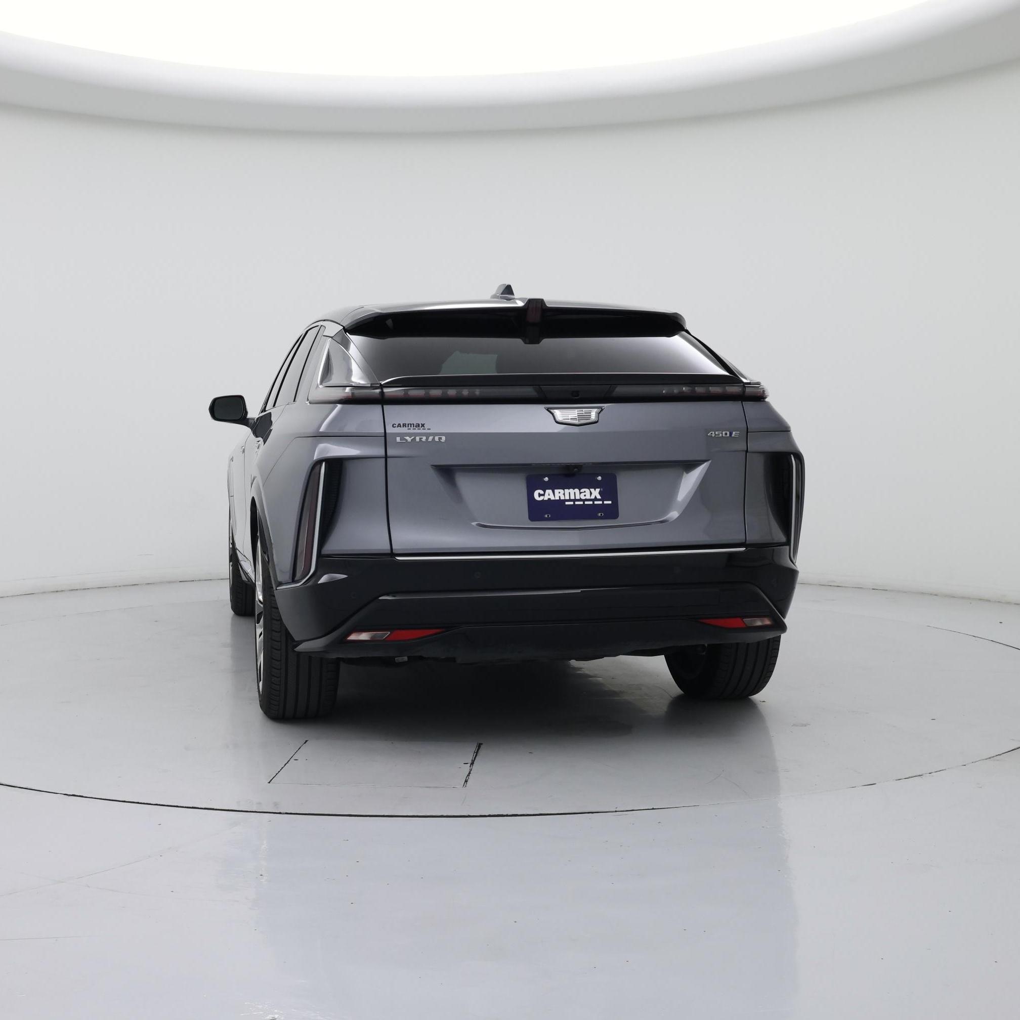 Thumbnail: 2023 Cadillac Lyriq - 6