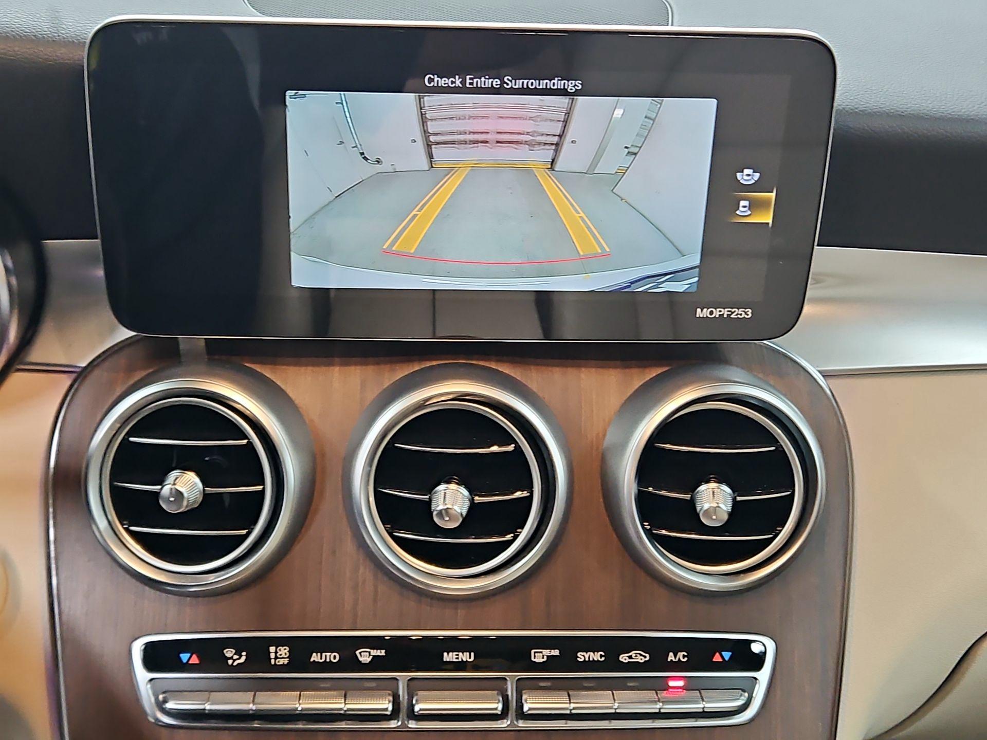 Thumbnail: 2020 Mercedes-Benz GLC - 14