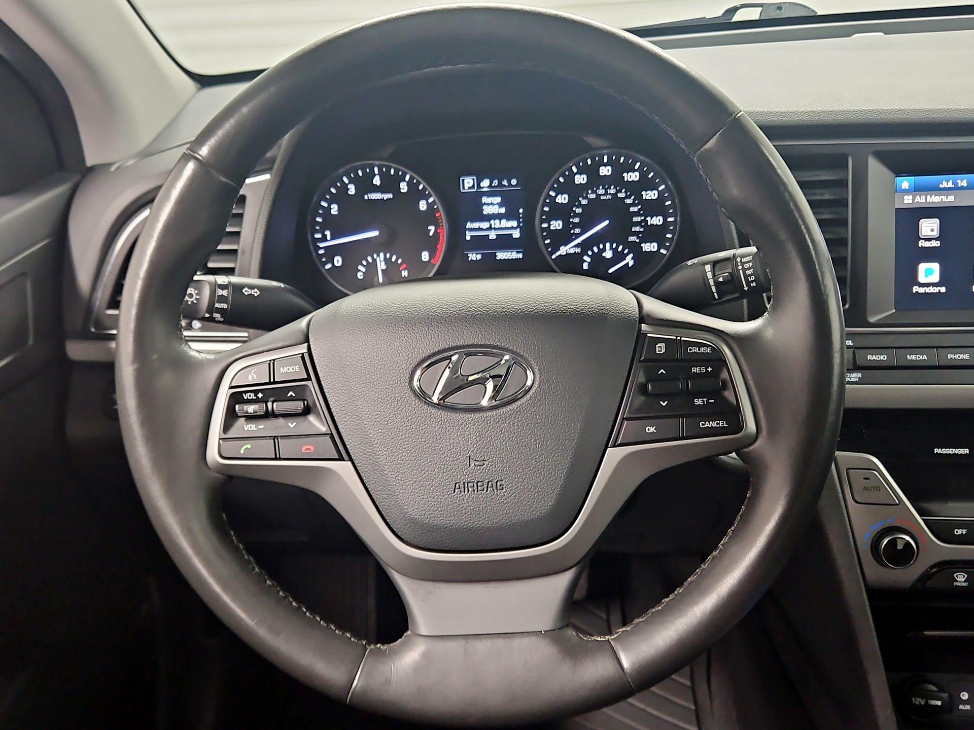 Thumbnail: 2018 Hyundai Elantra - 10