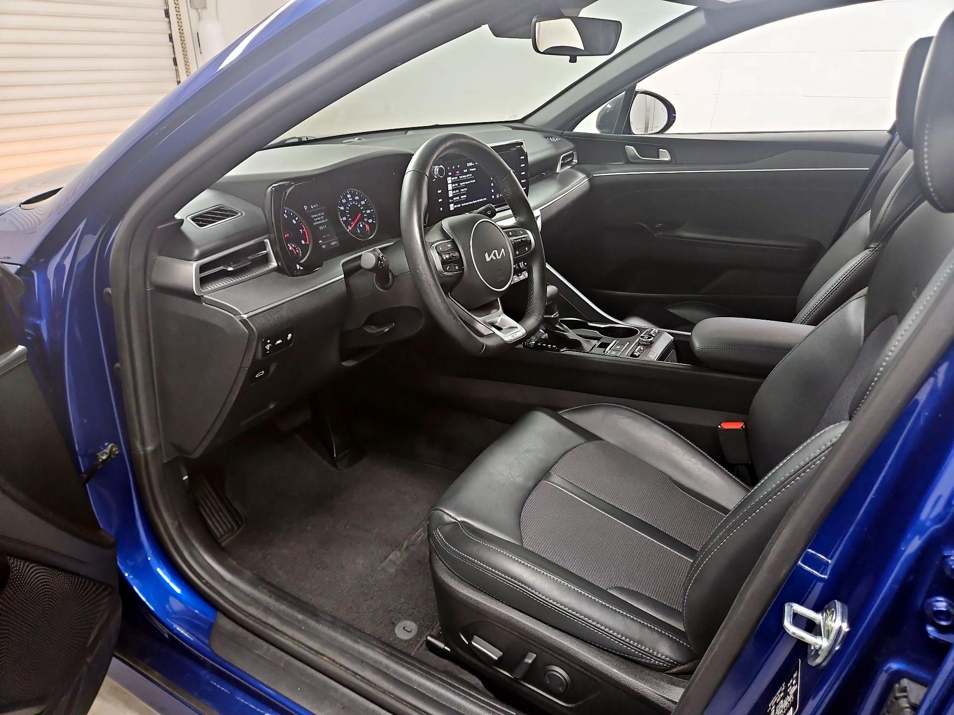 Thumbnail: 2023 Kia K5 - 11