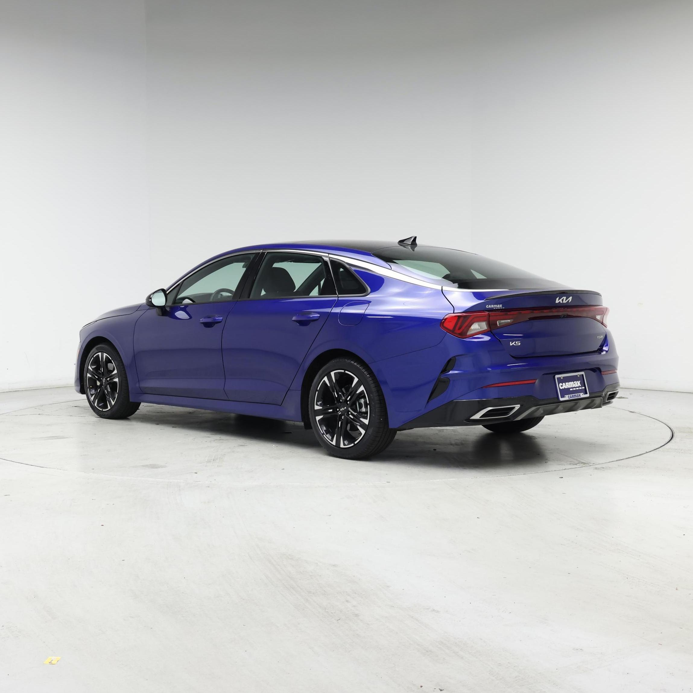 Thumbnail: 2023 Kia K5 - 2