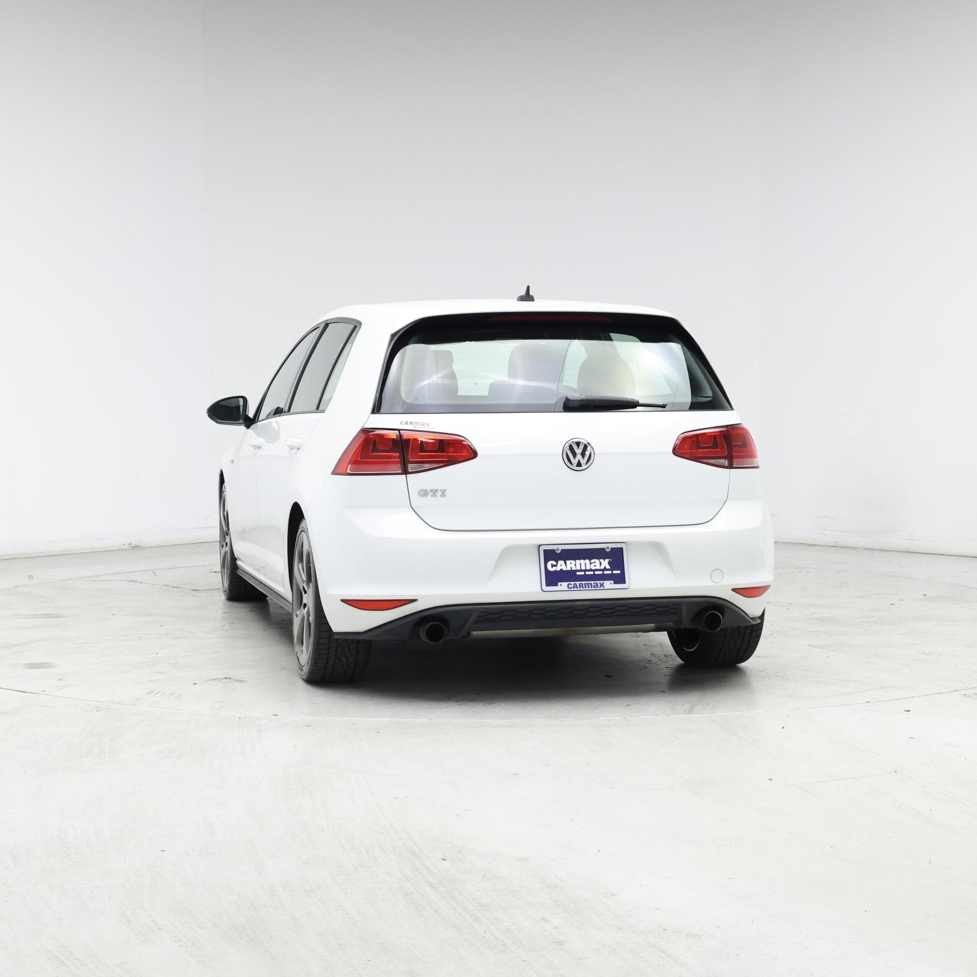Thumbnail: 2015 Volkswagen Golf - 6