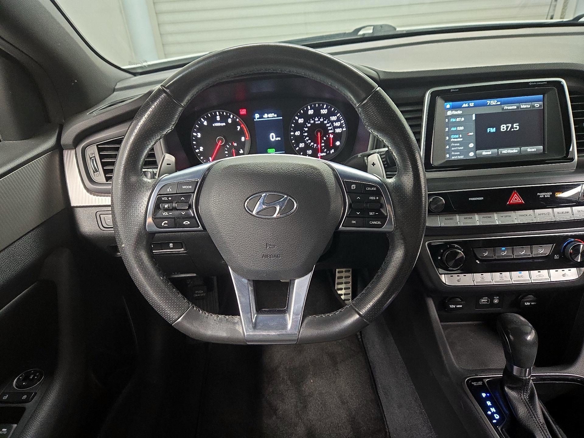 Thumbnail: 2018 Hyundai Sonata - 10