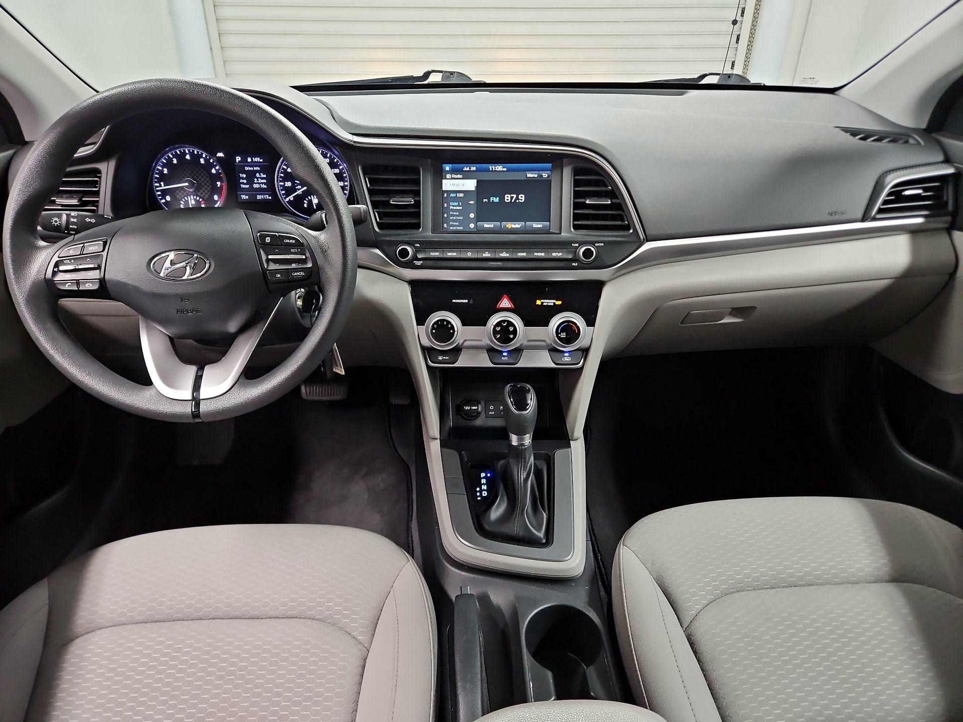 Thumbnail: 2019 Hyundai Elantra - 9