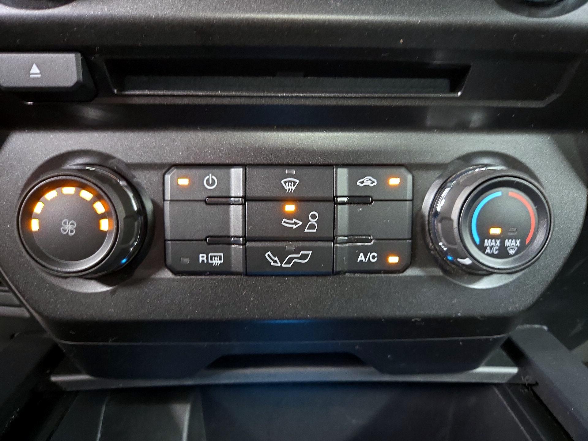 Thumbnail: 2018 Ford F-150 - 16