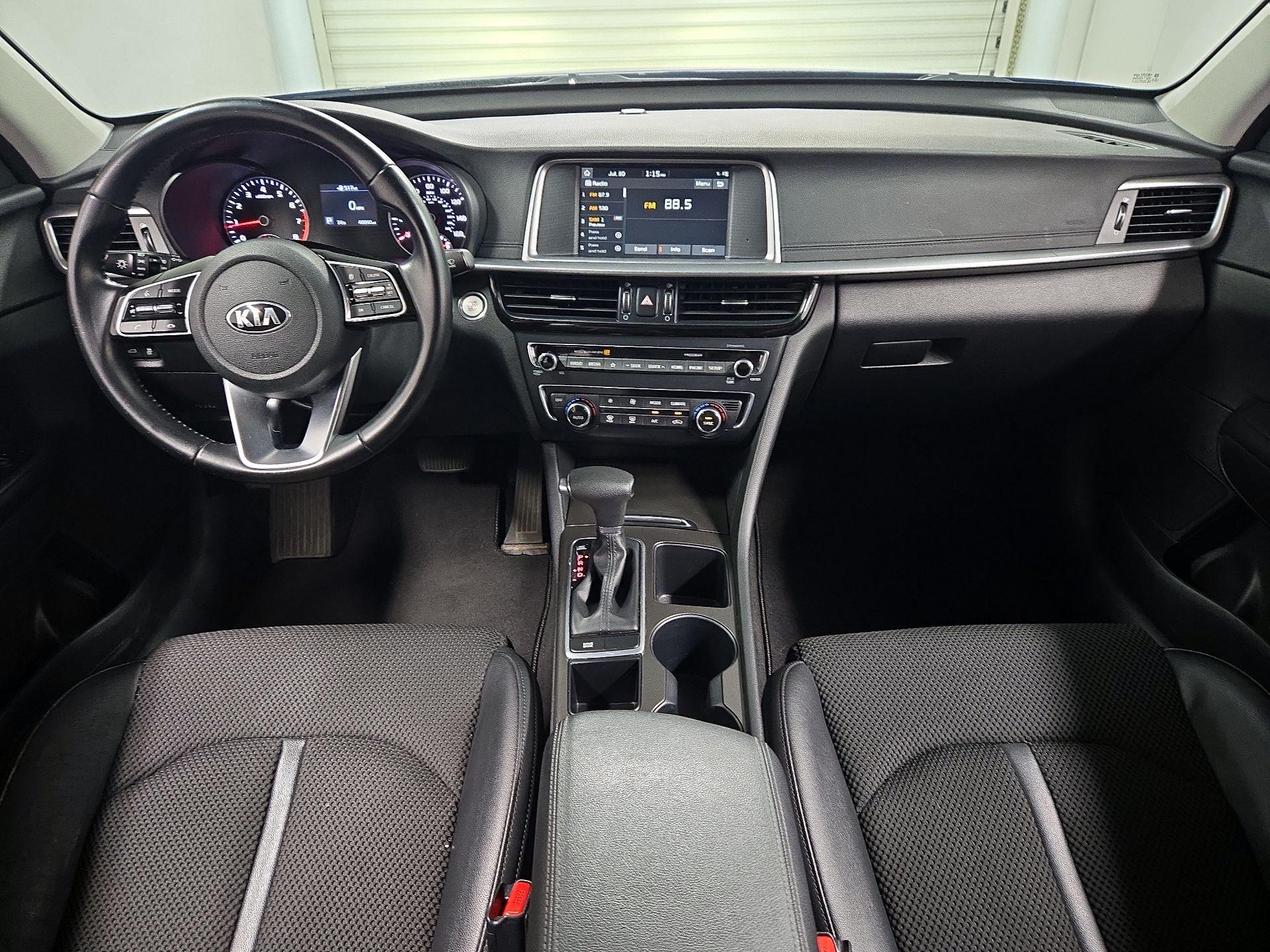 Thumbnail: 2019 Kia Optima - 9
