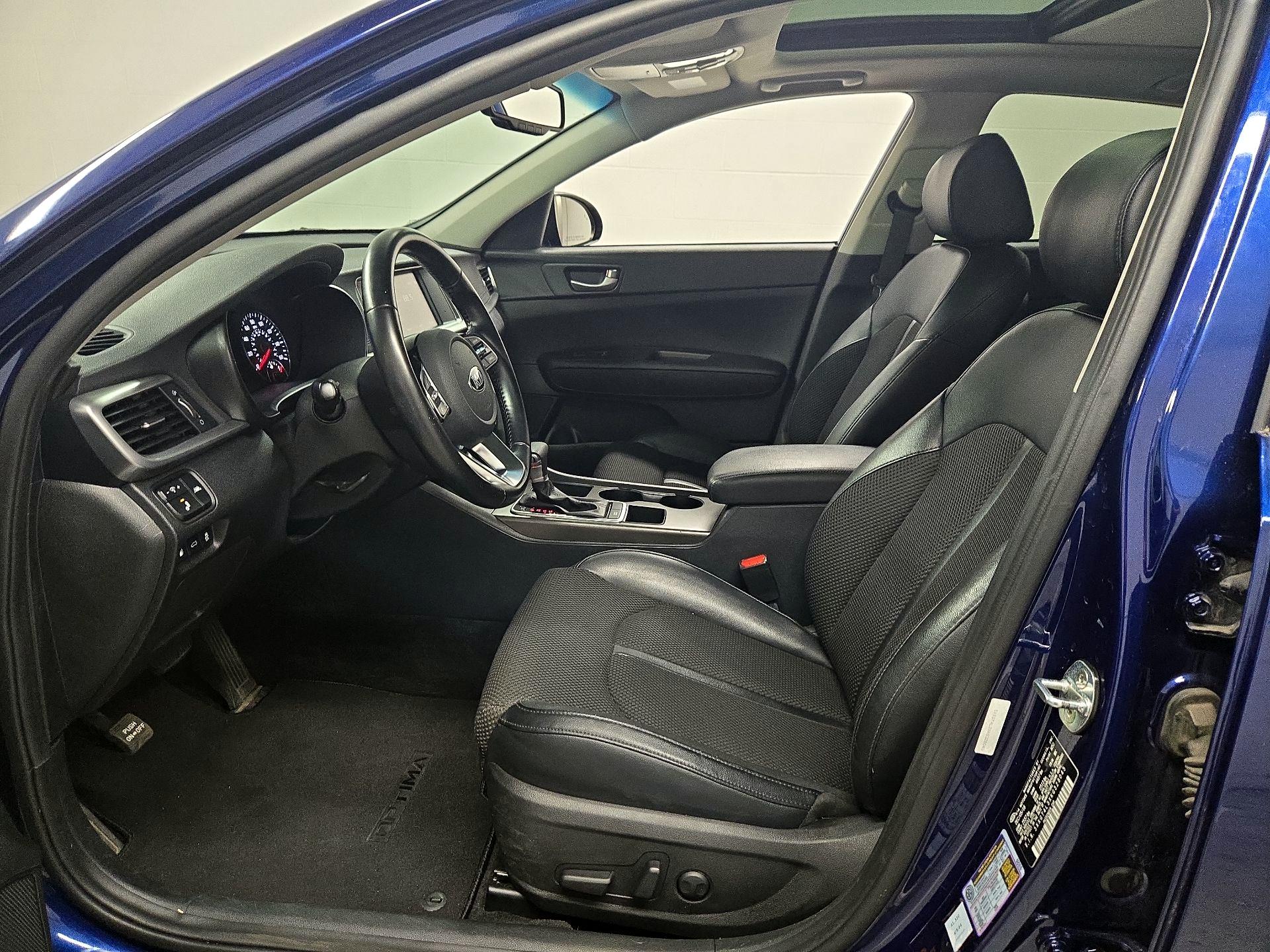 Thumbnail: 2019 Kia Optima - 11