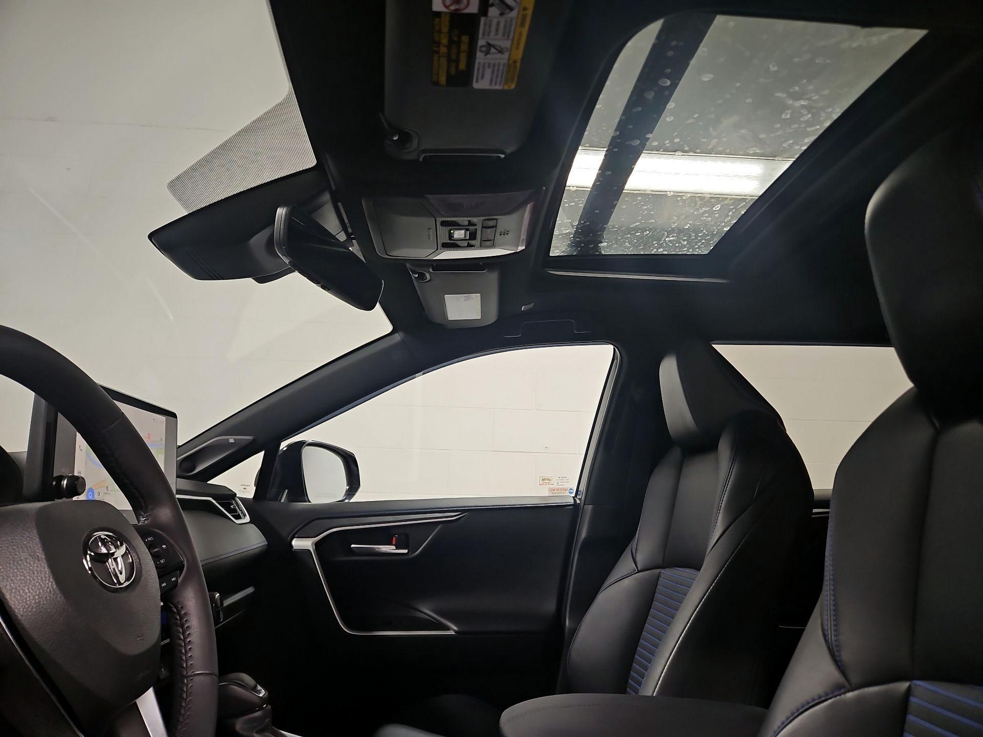 Thumbnail: 2024 Toyota RAV4 - 20