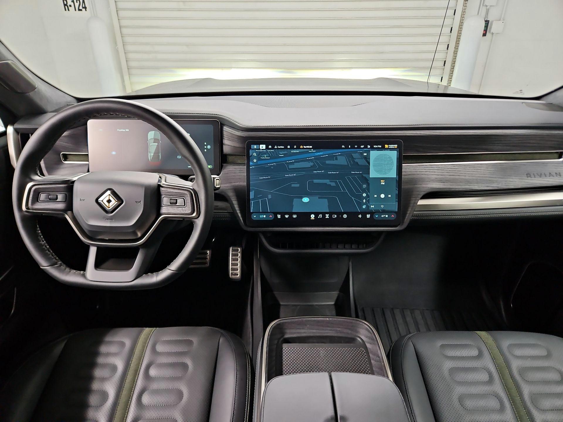 Thumbnail: 2024 Rivian R1S - 9