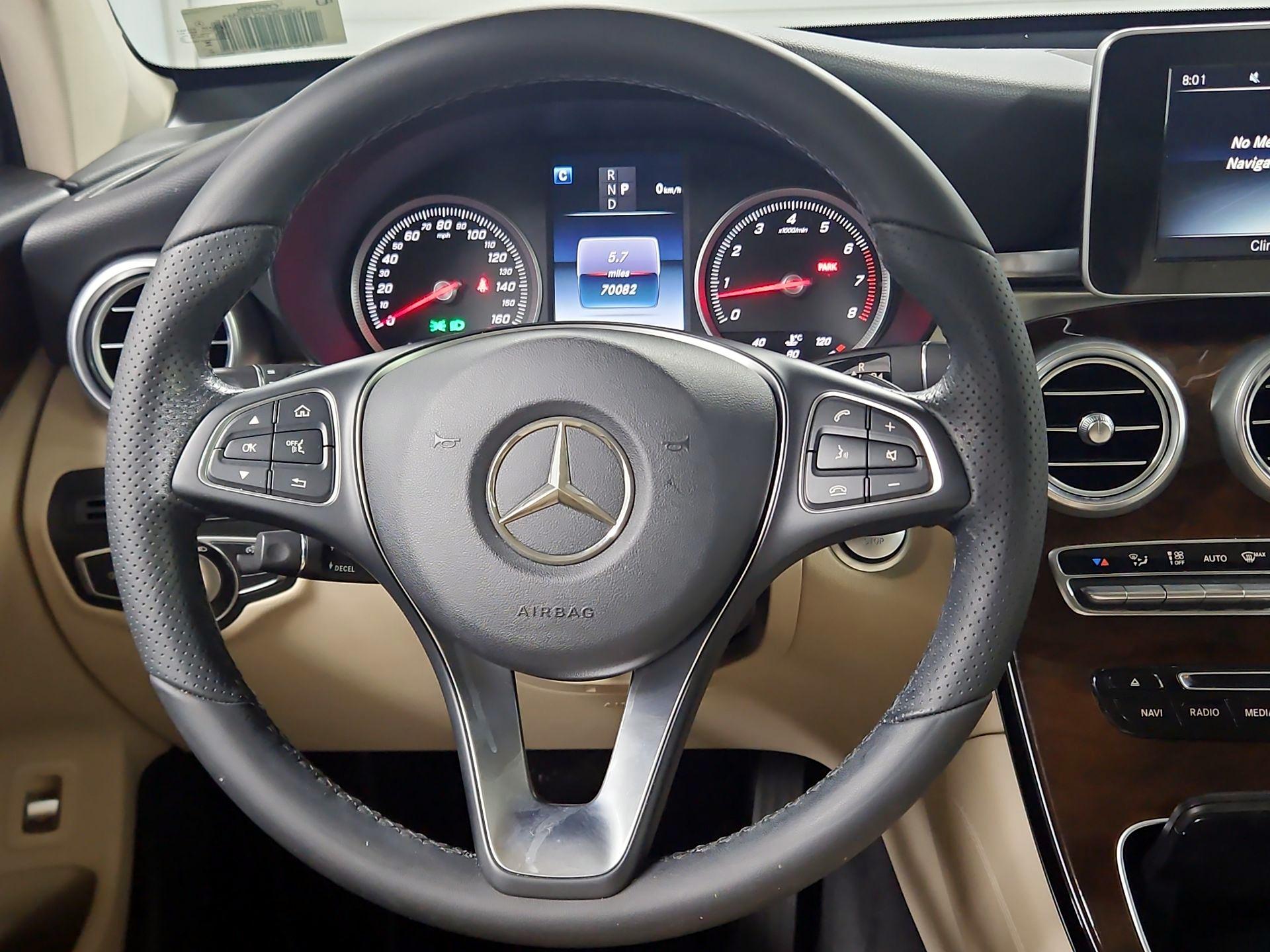 Thumbnail: 2017 Mercedes-Benz GLC - 10
