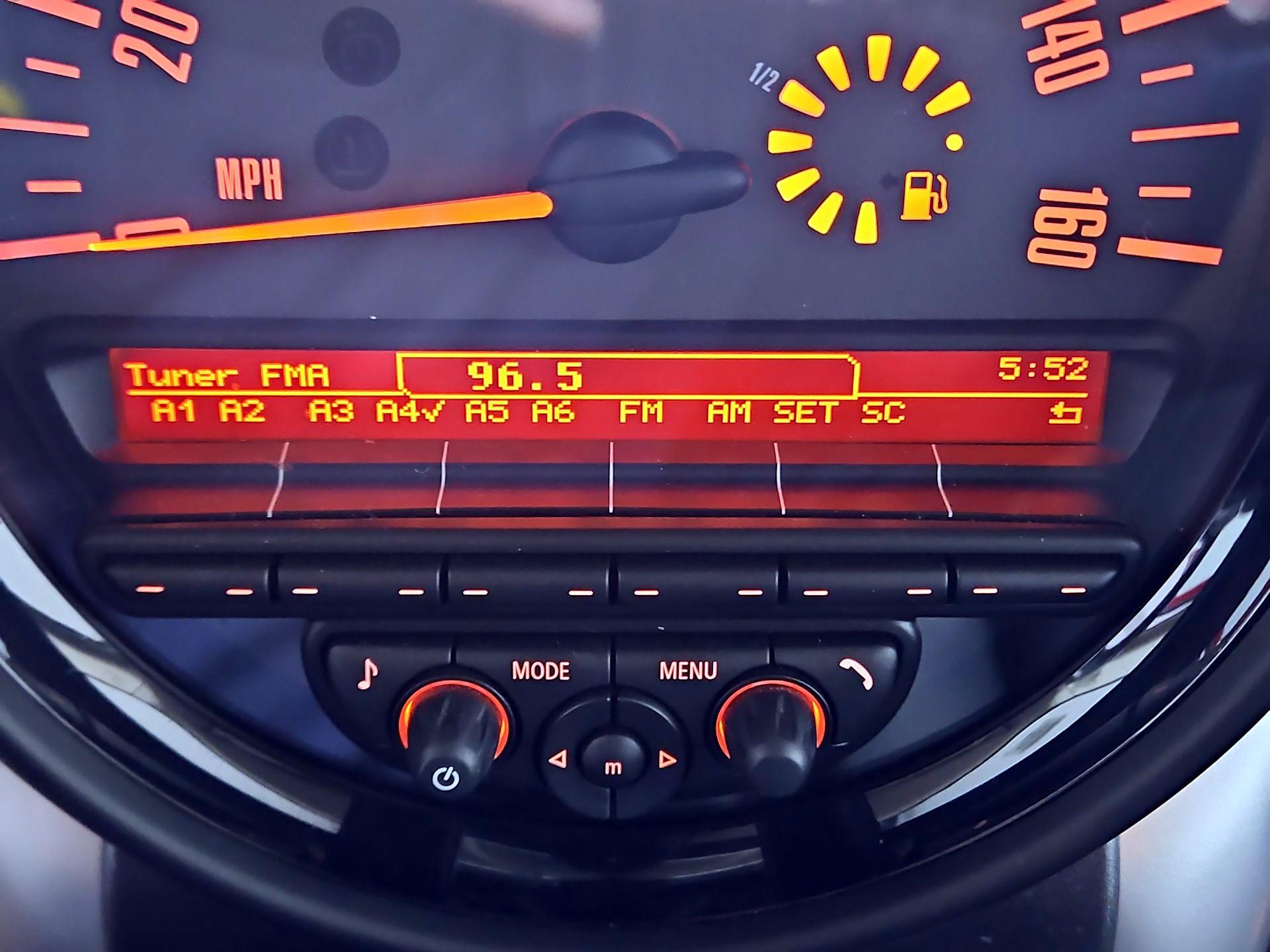 Thumbnail: 2016 MINI Cooper Countryman - 13