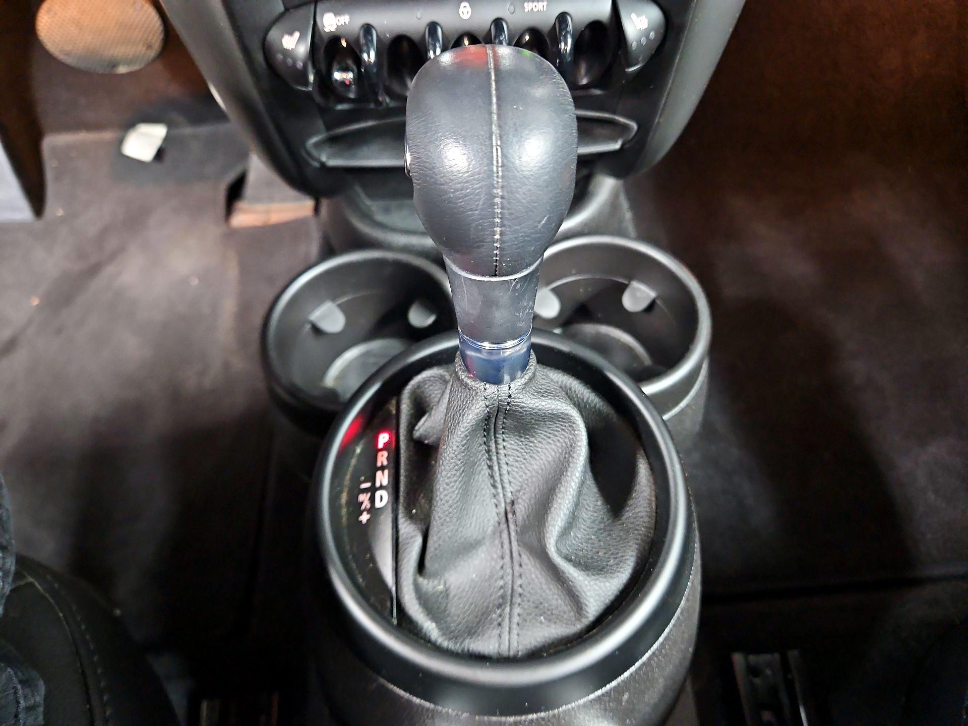Thumbnail: 2016 MINI Cooper Countryman - 15