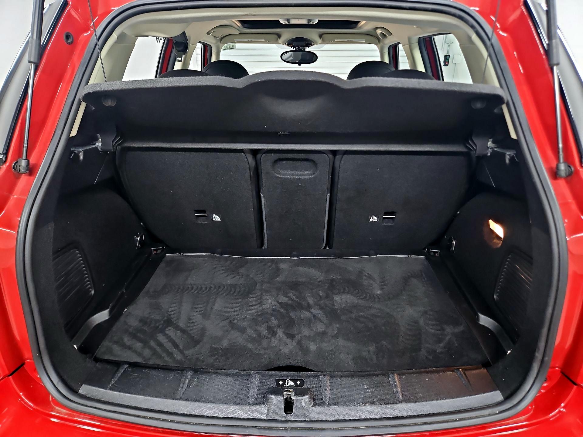Thumbnail: 2016 MINI Cooper Countryman - 19