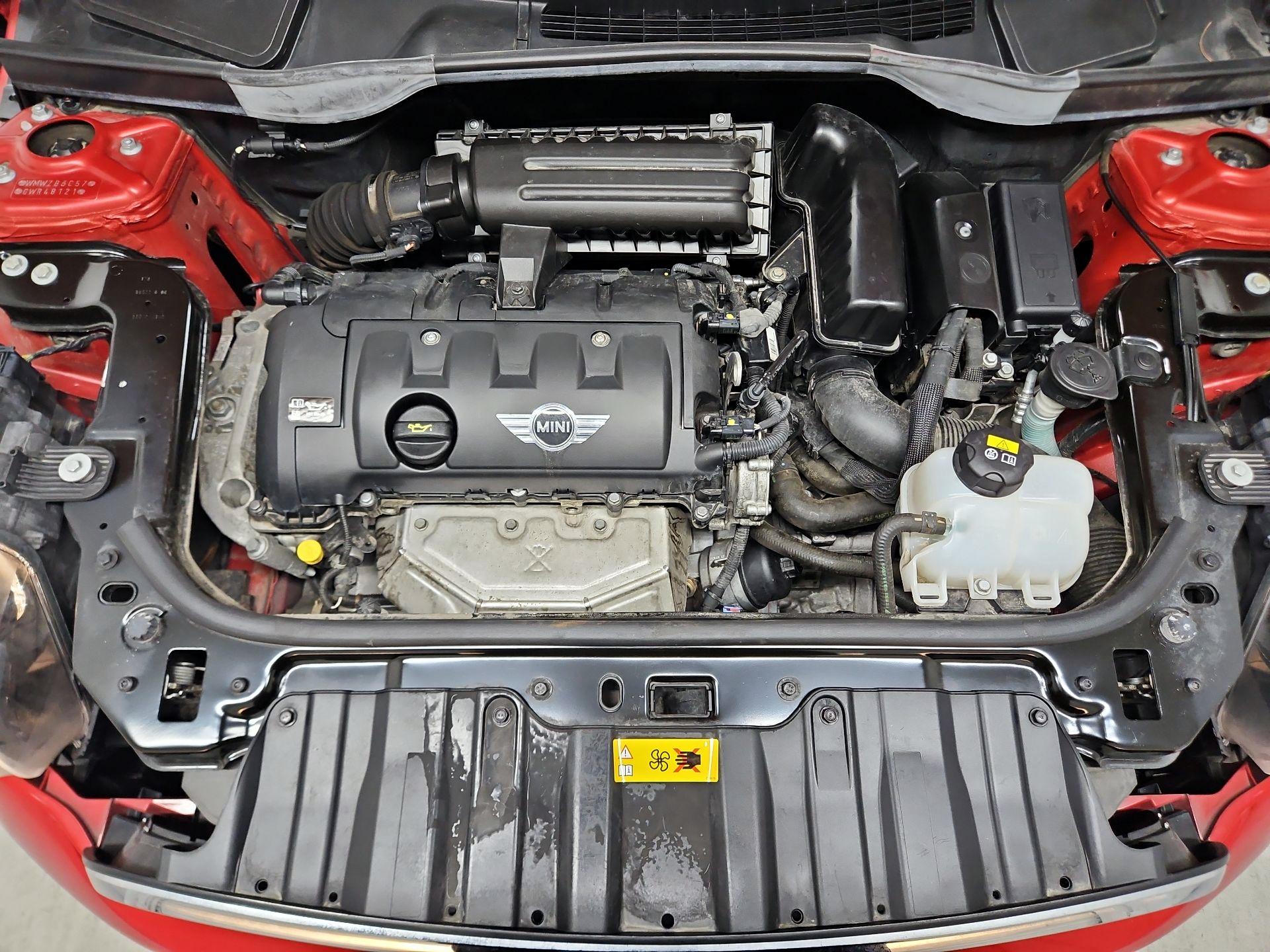Thumbnail: 2016 MINI Cooper Countryman - 20