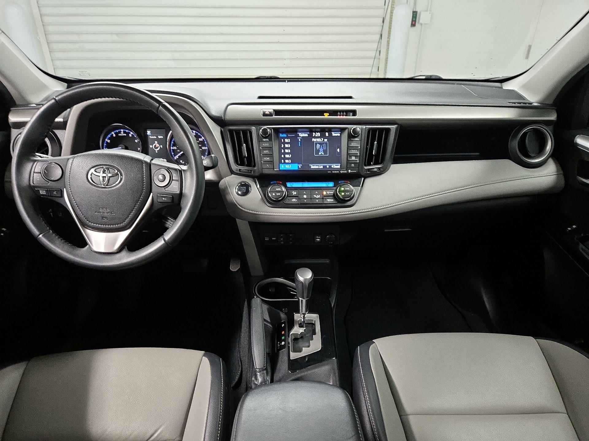 Thumbnail: 2017 Toyota RAV4 - 9