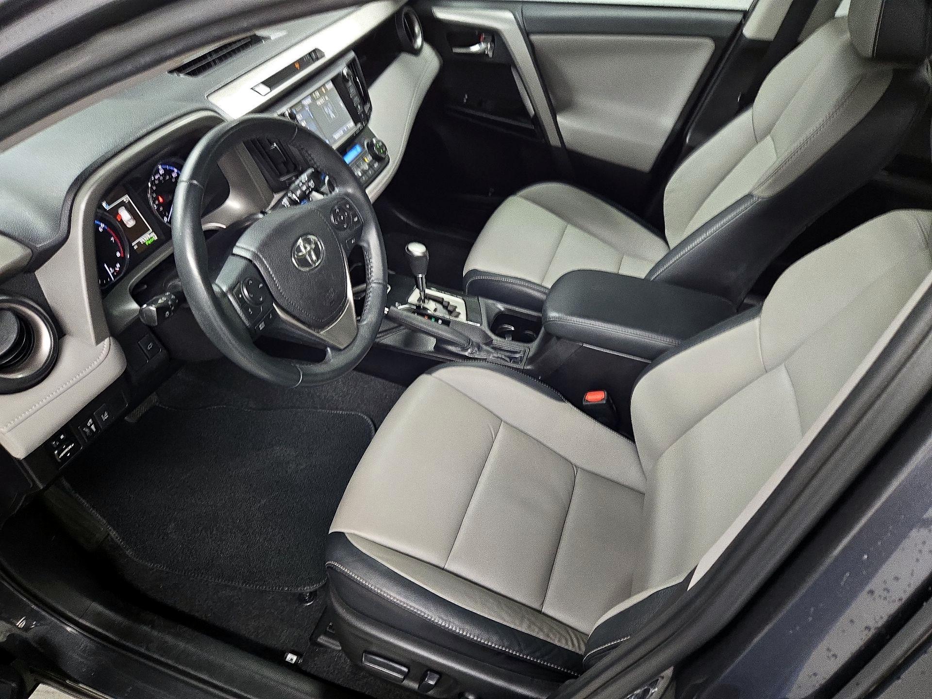 Thumbnail: 2017 Toyota RAV4 - 11