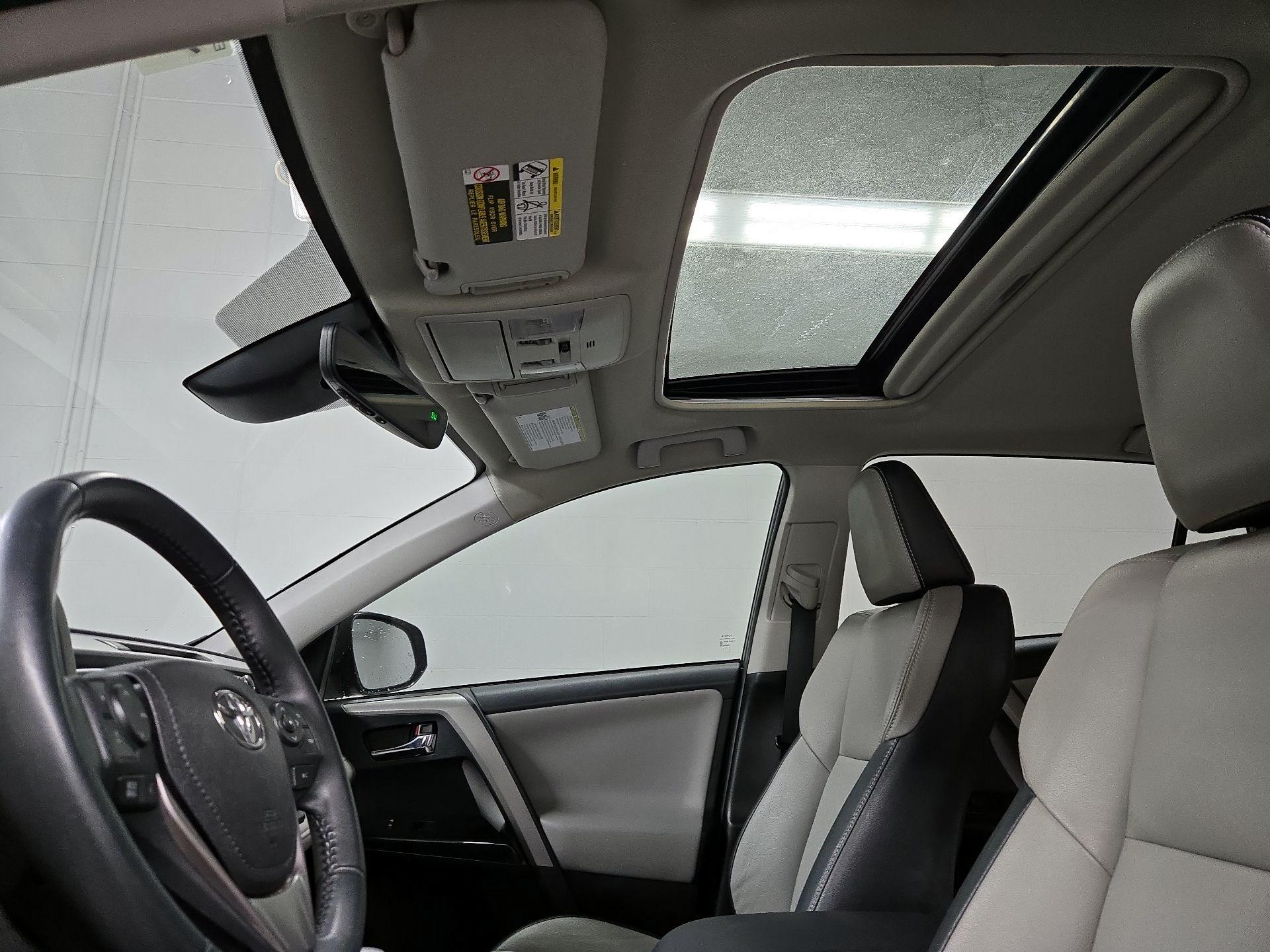 Thumbnail: 2017 Toyota RAV4 - 19