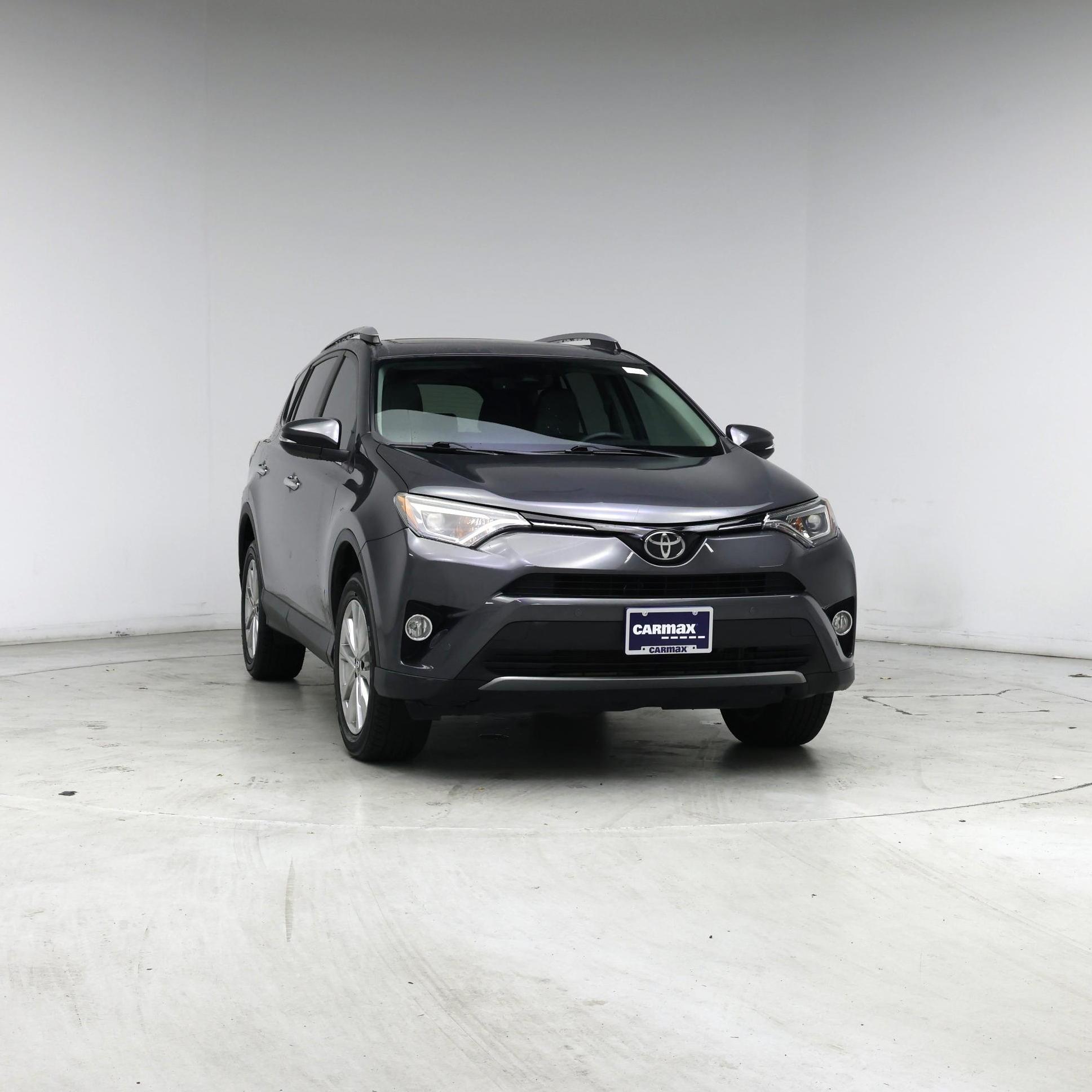Thumbnail: 2017 Toyota RAV4 - 5