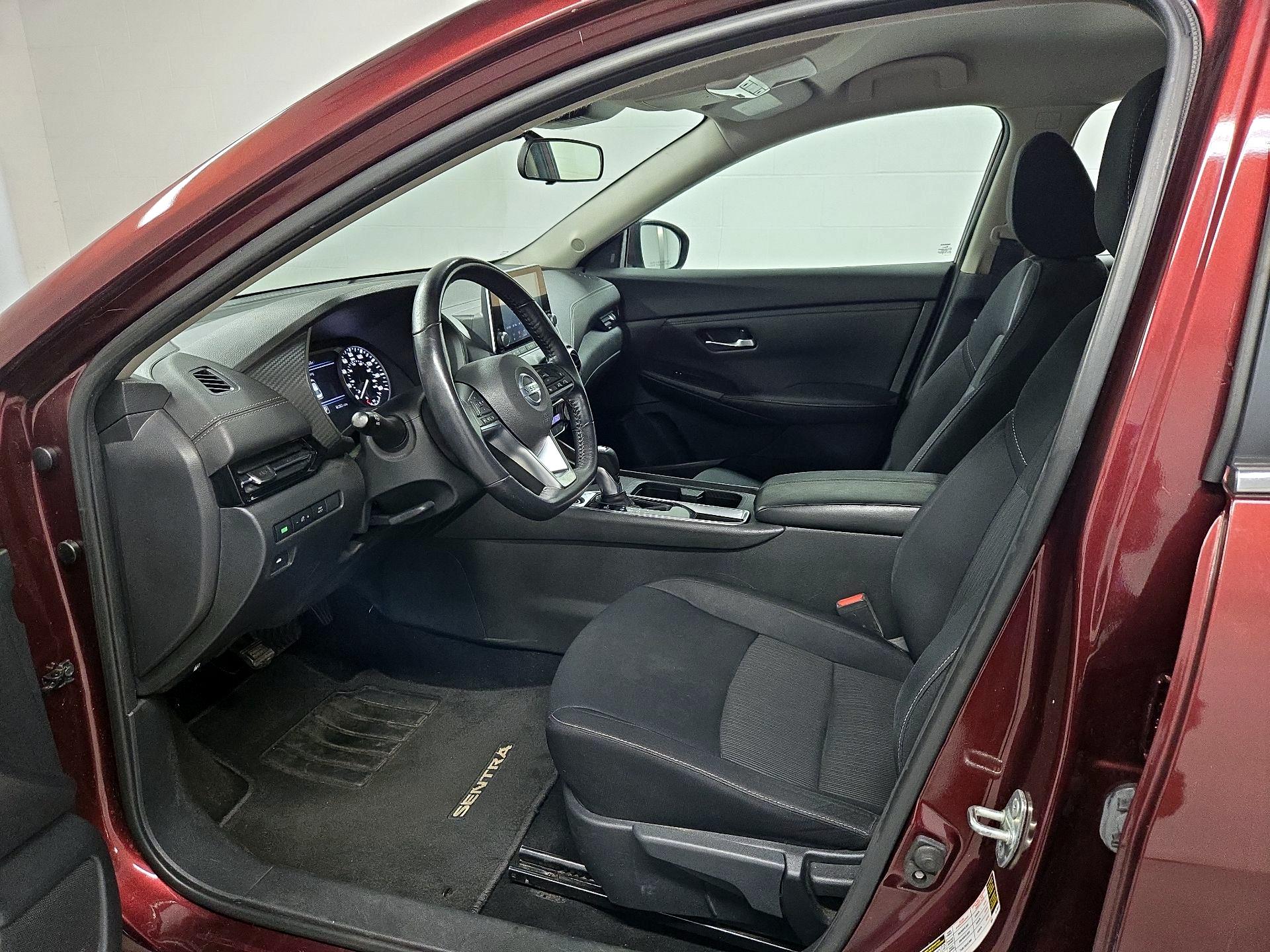 Thumbnail: 2020 Nissan Sentra - 11