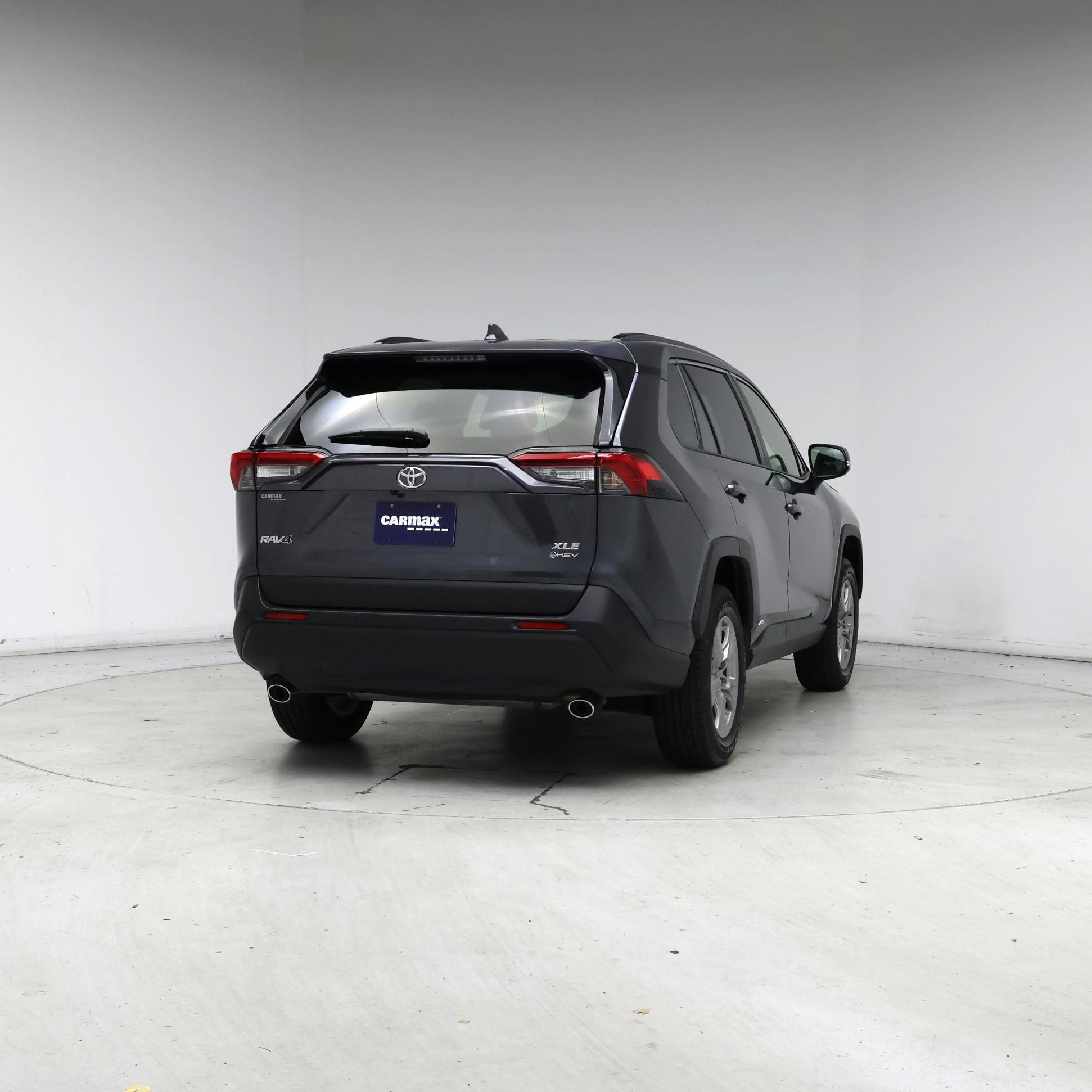 Thumbnail: 2025 Toyota RAV4 - 8