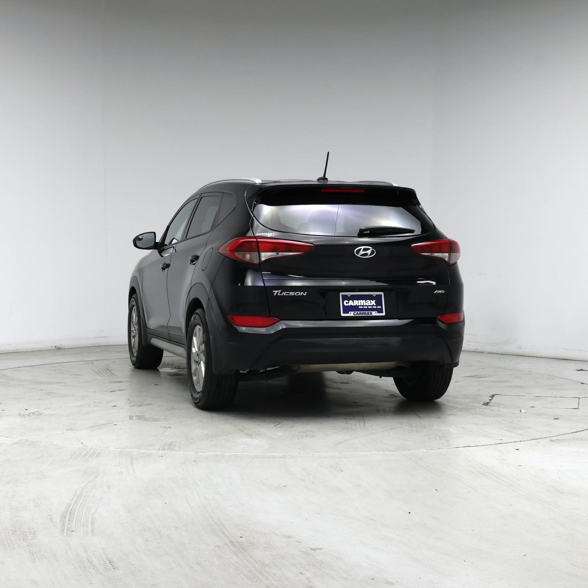 Thumbnail: 2017 Hyundai Tucson - 6