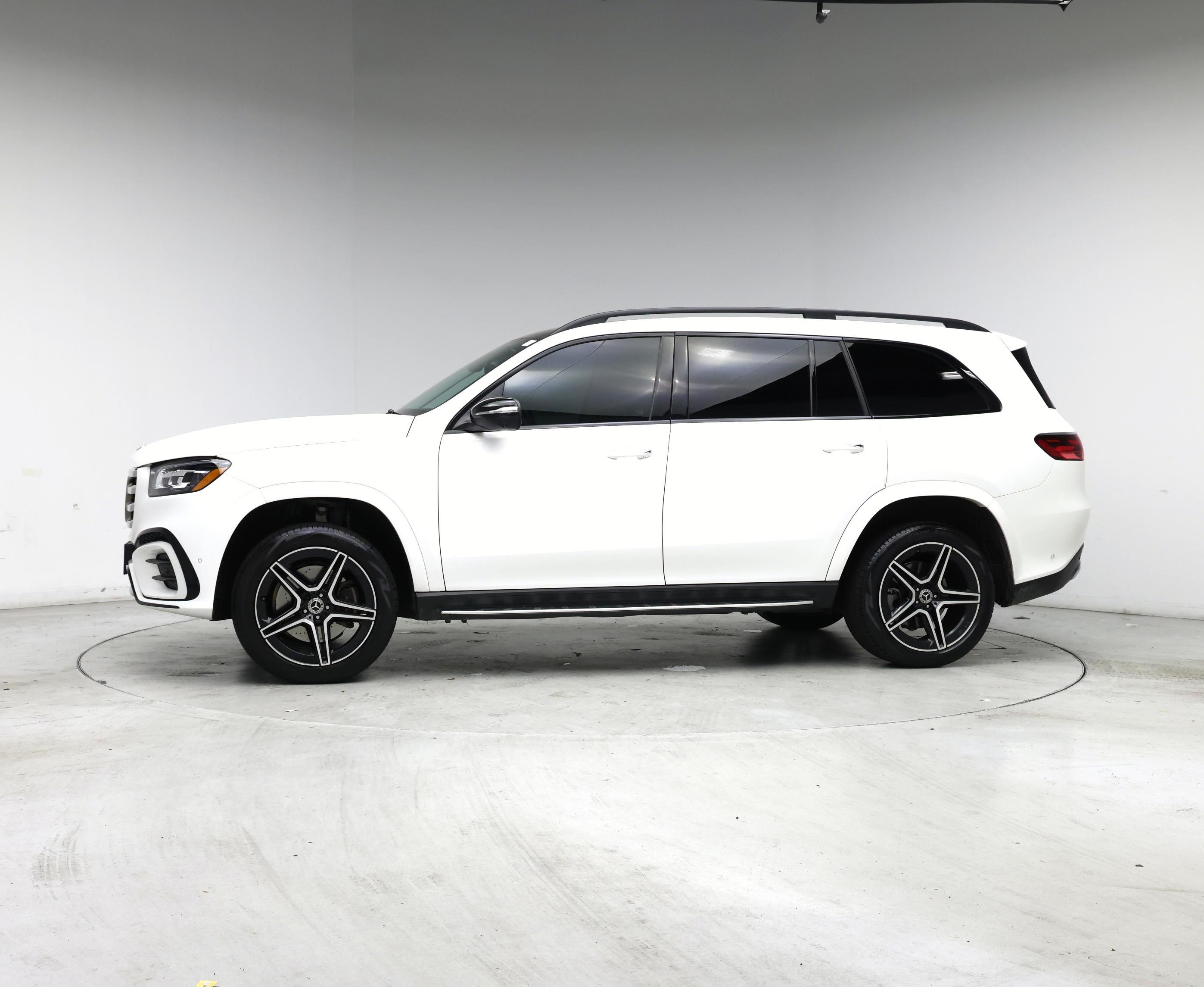 Thumbnail: 2024 Mercedes-Benz GLS - 3