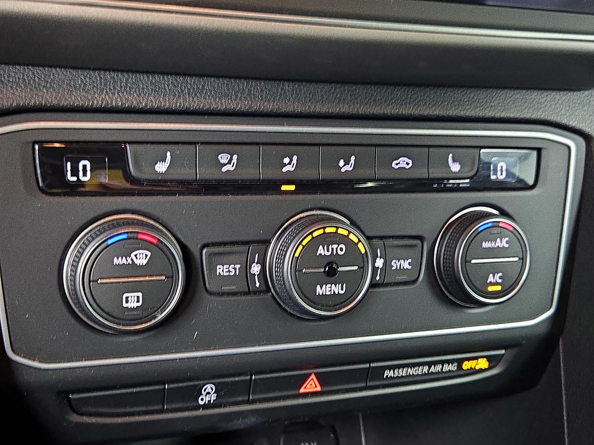 Thumbnail: 2019 Volkswagen Atlas - 16