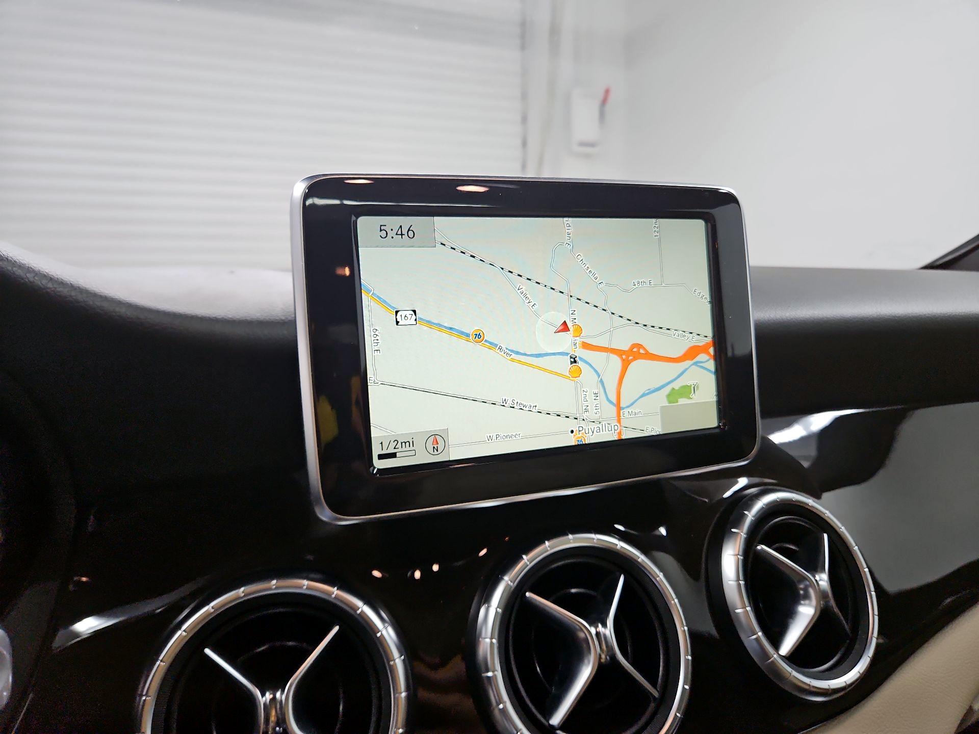 Thumbnail: 2014 Mercedes-Benz CLA - 14