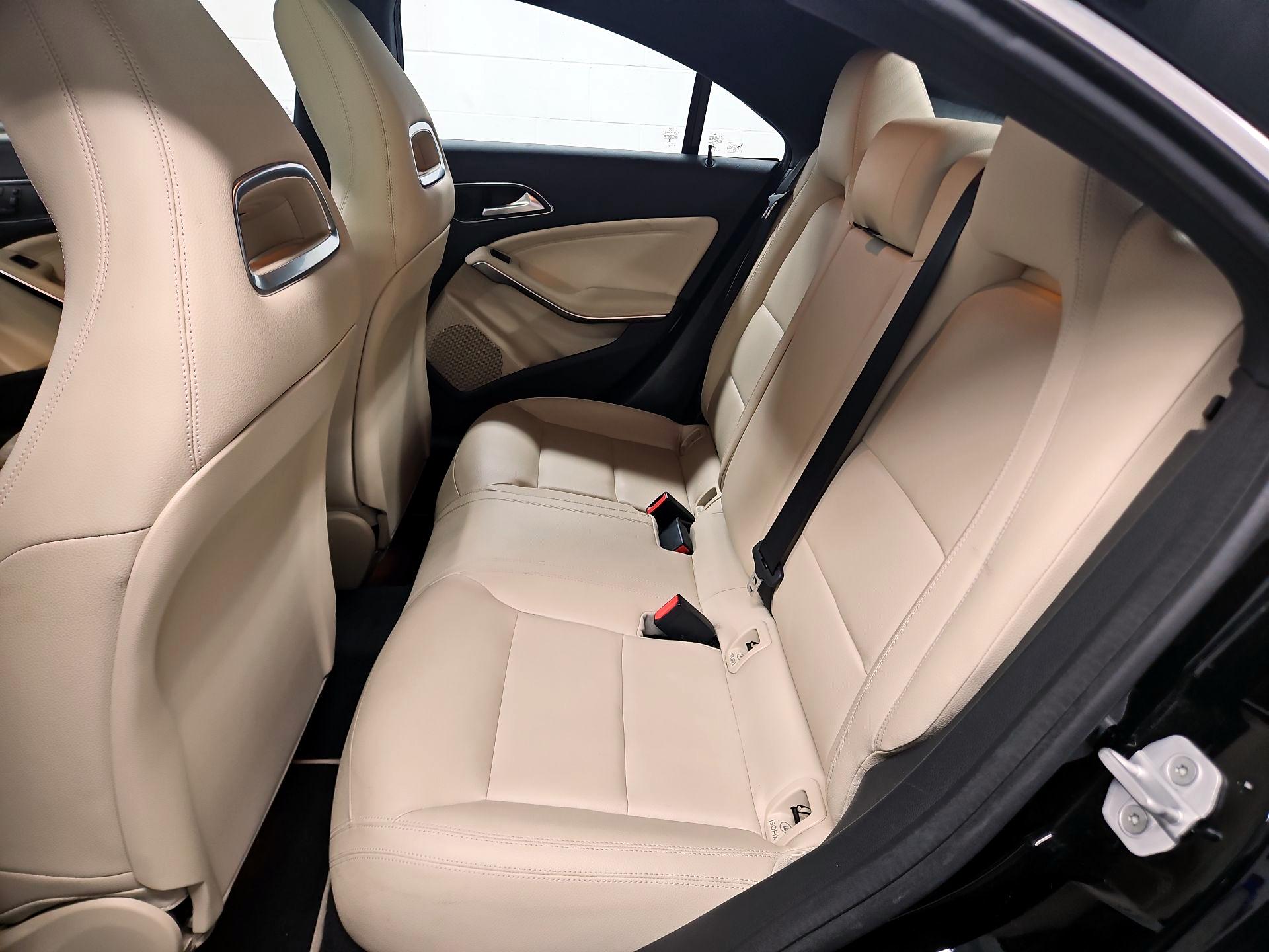 Thumbnail: 2014 Mercedes-Benz CLA - 20